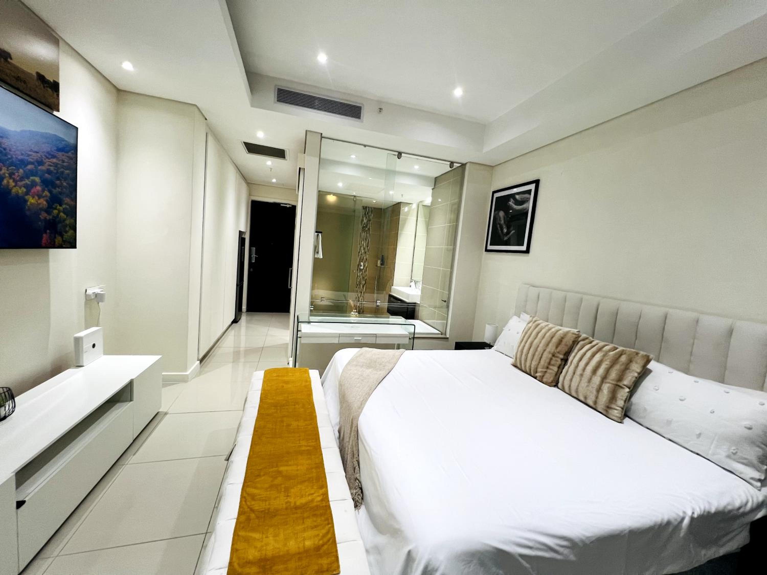 Luxury & Premium Suites Sandton City TWO