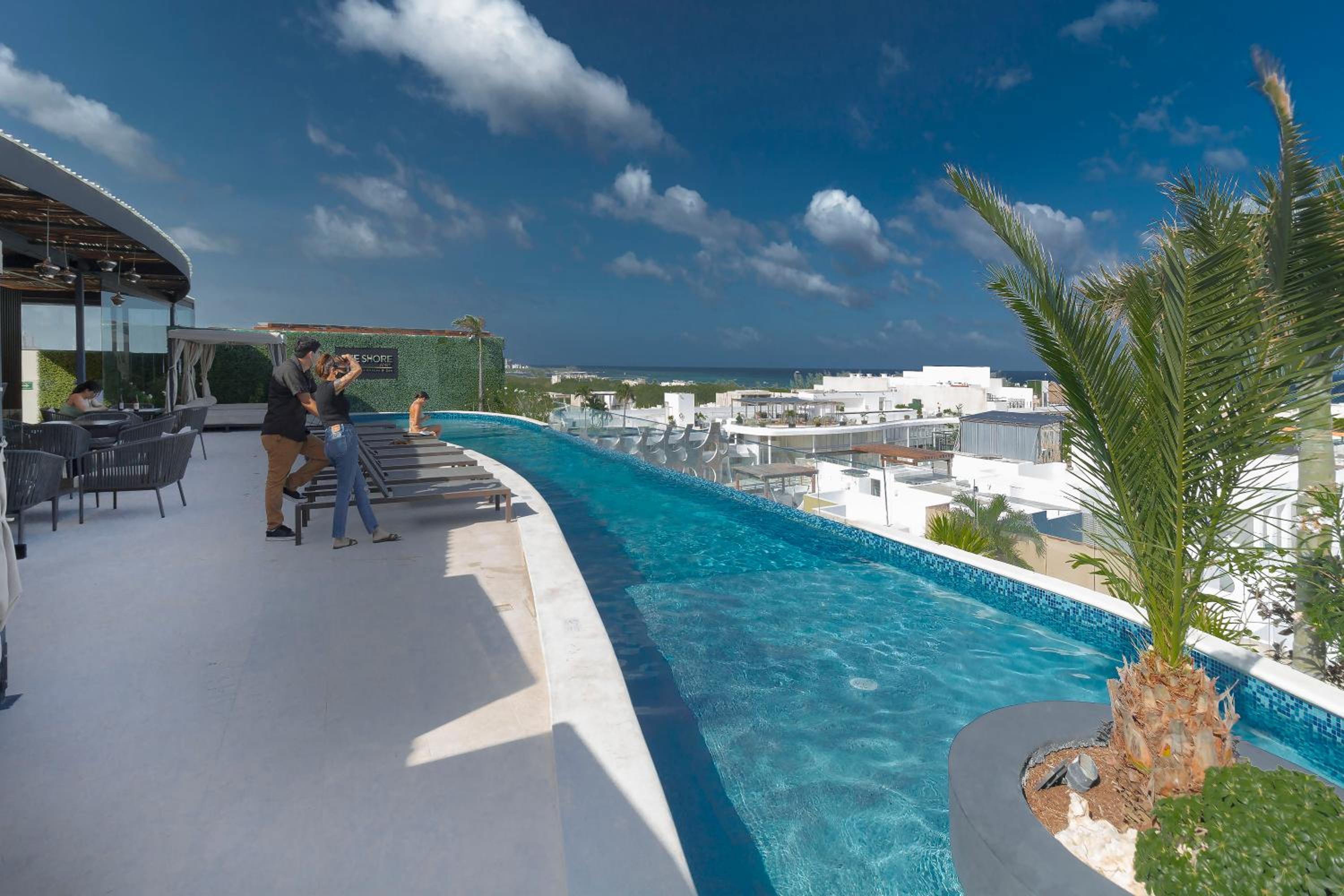 Luxurious & Attractive 2 Bdr Playa del Carmen
