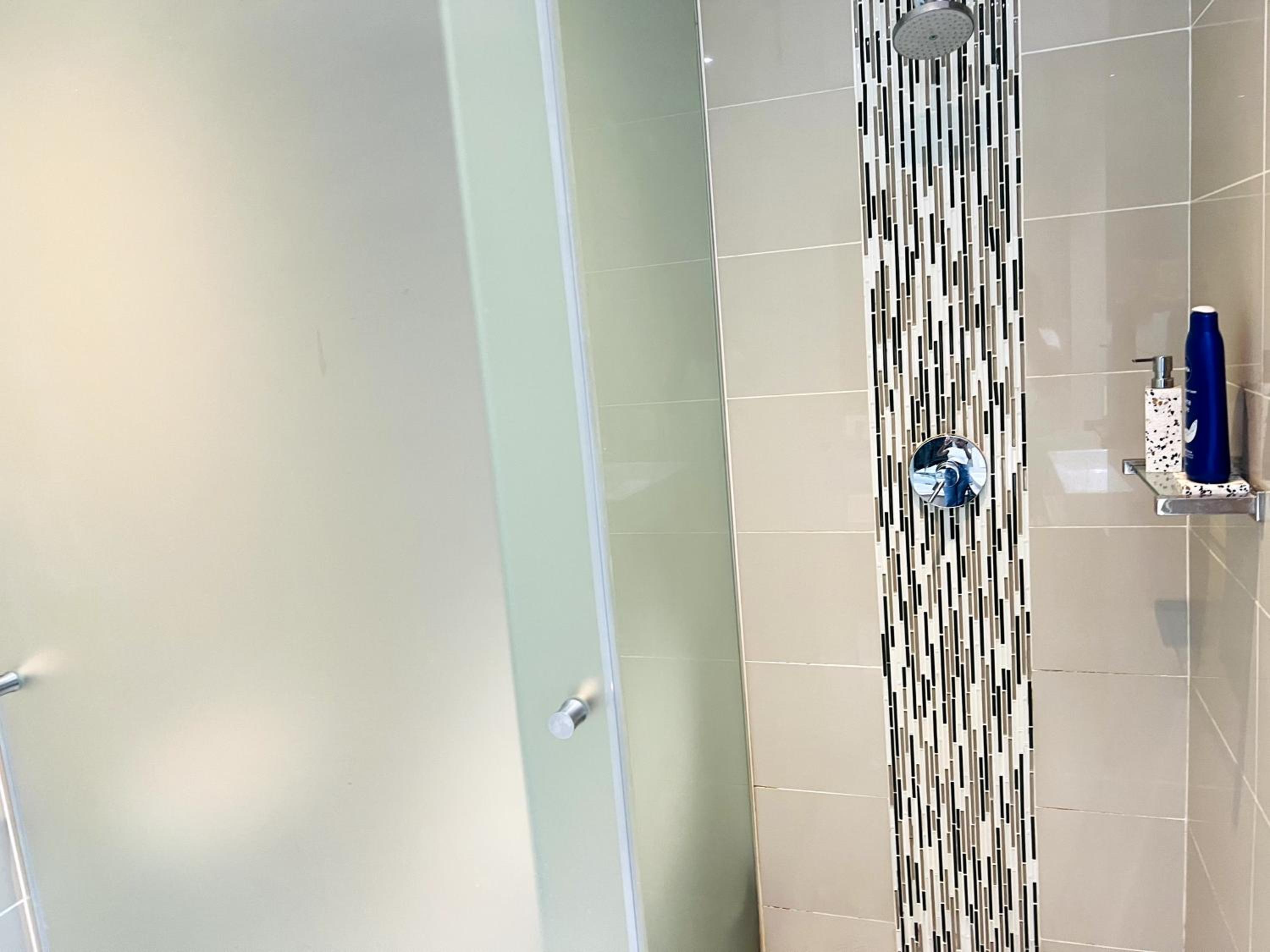 Luxury & Premium Suites Sandton City TWO