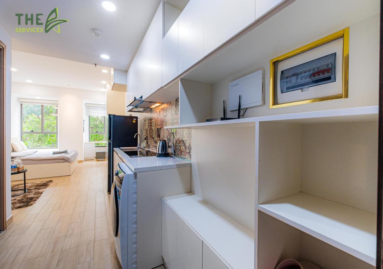 TheA Home - Modern Studio Near the Airport