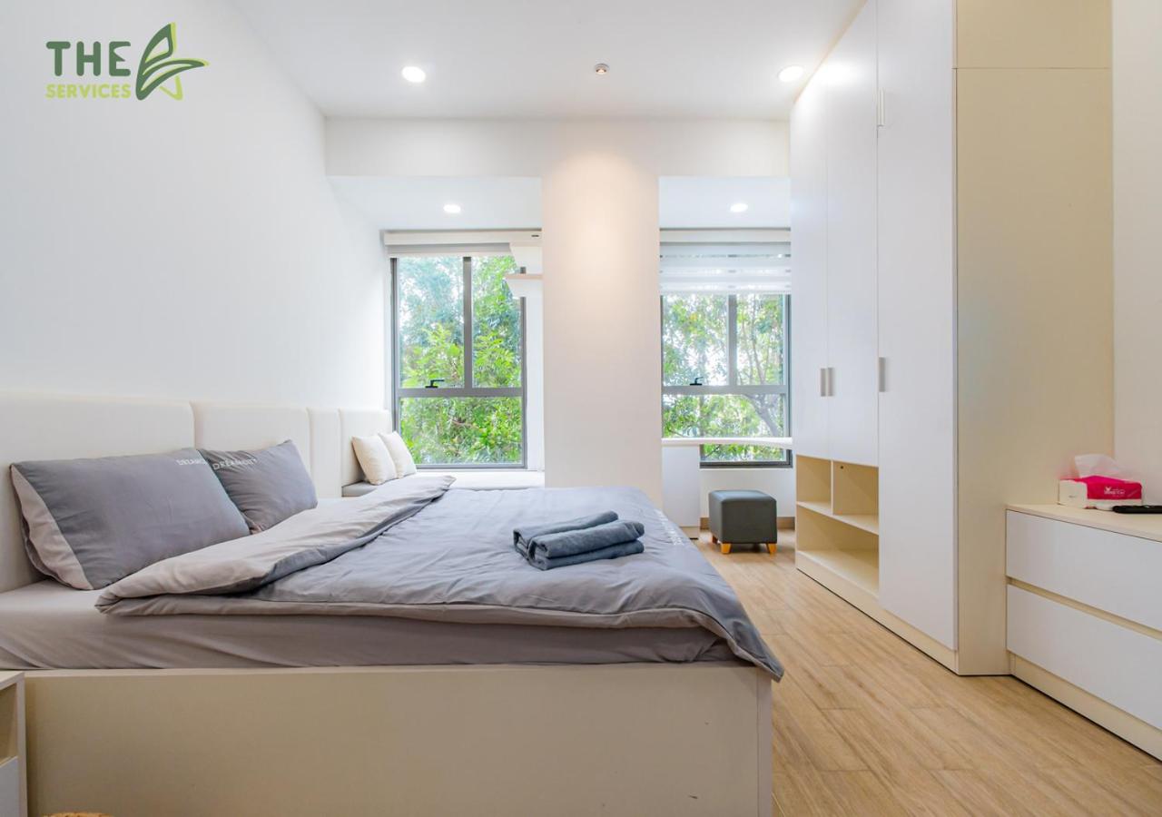 TheA Home - Modern Studio Near the Airport