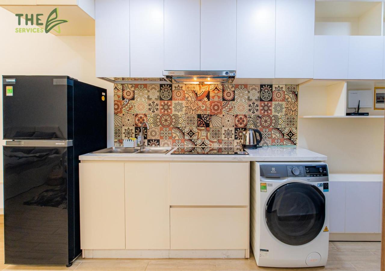 TheA Home - Modern Studio Near the Airport