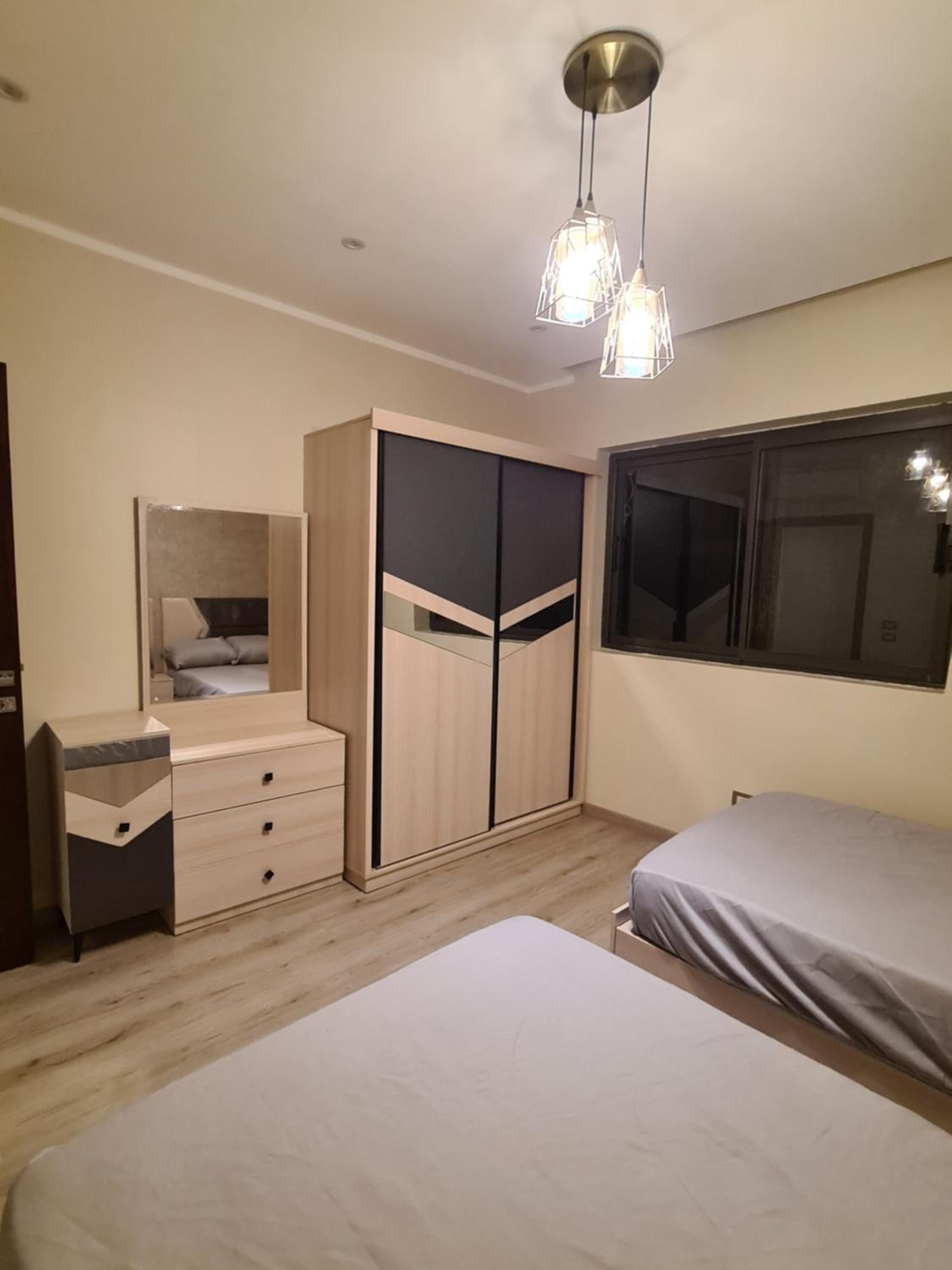 Apartment furnished lake view