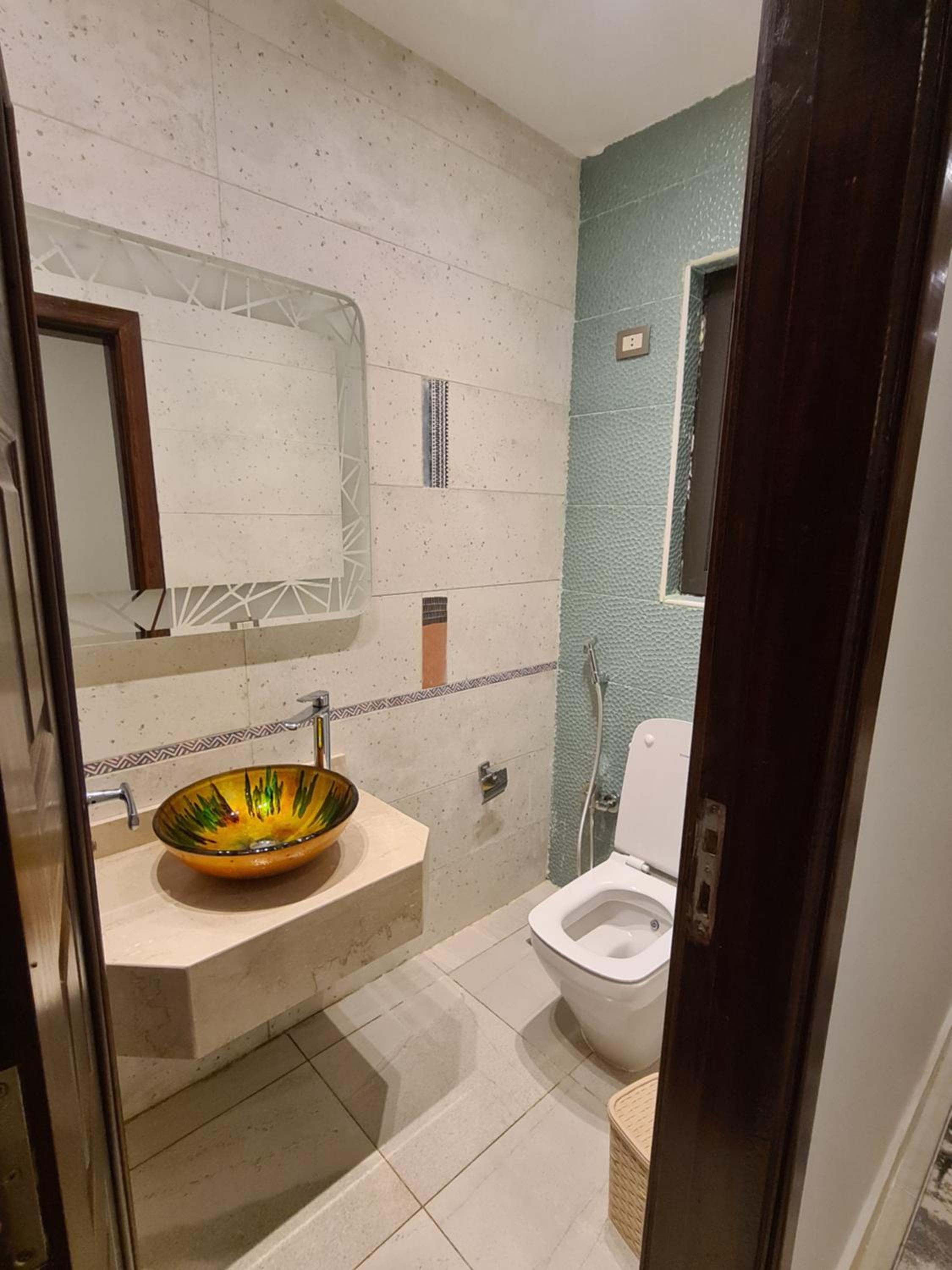 Apartment furnished lake view