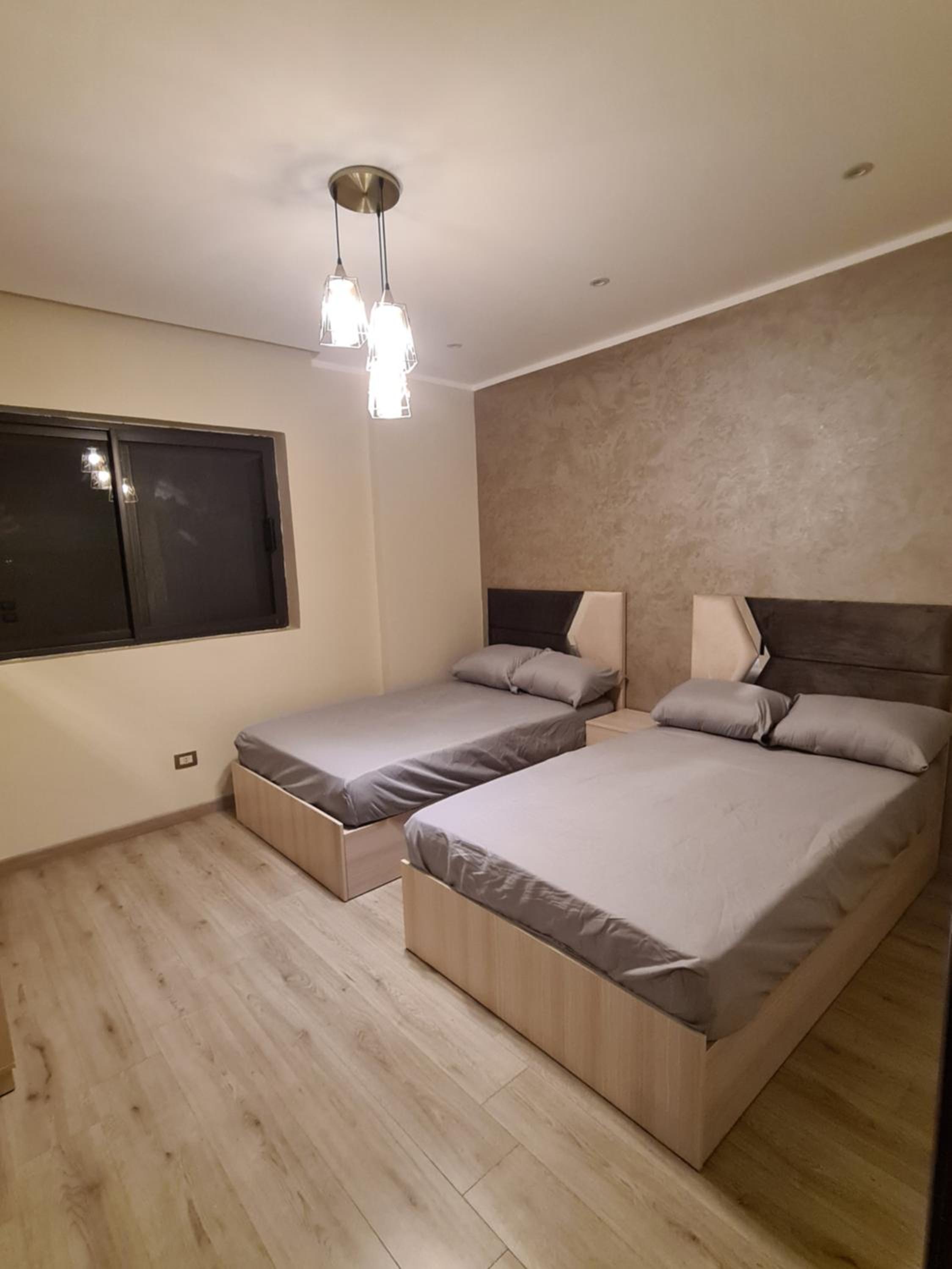 Apartment furnished lake view