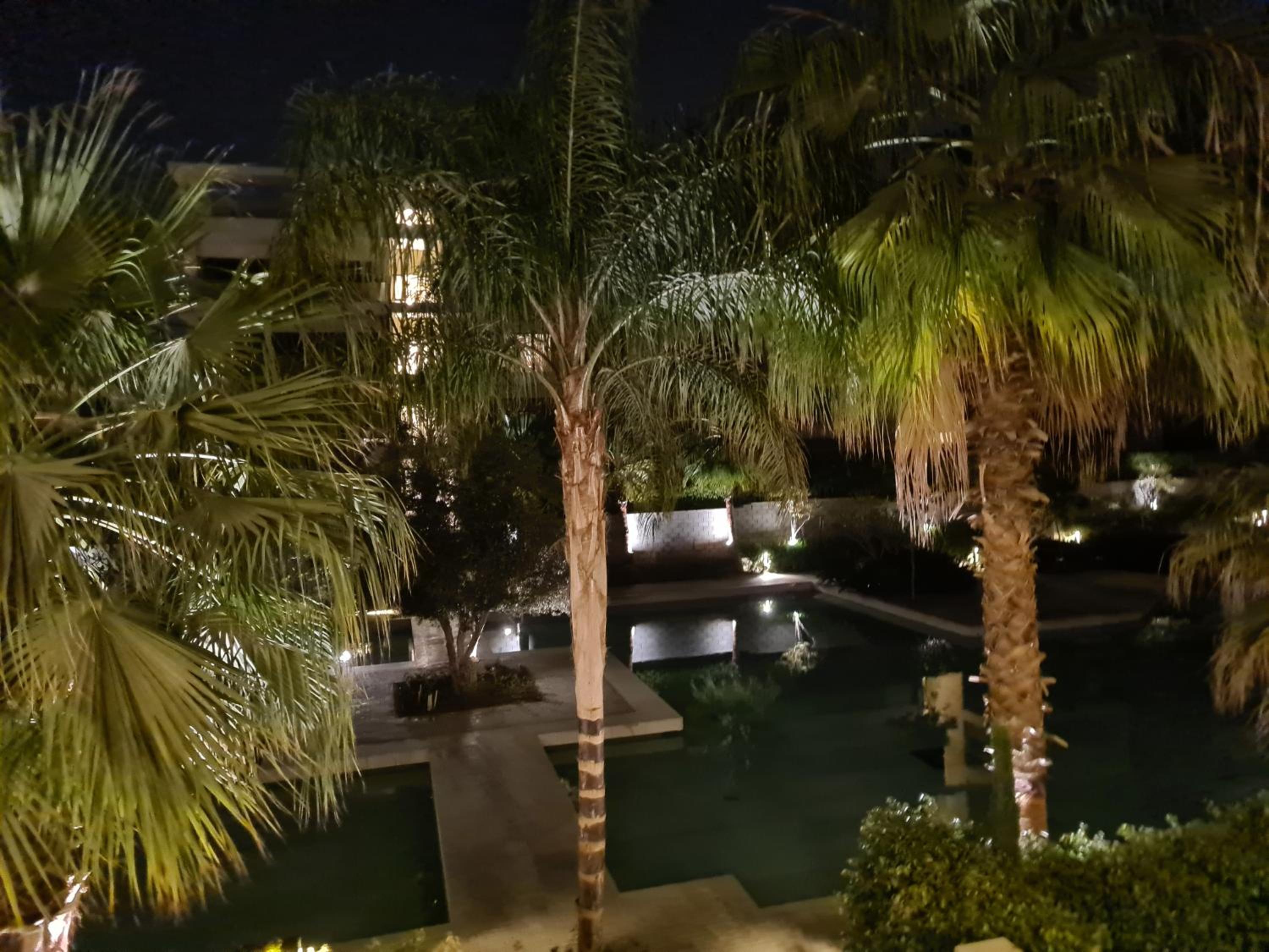 Apartment furnished lake view