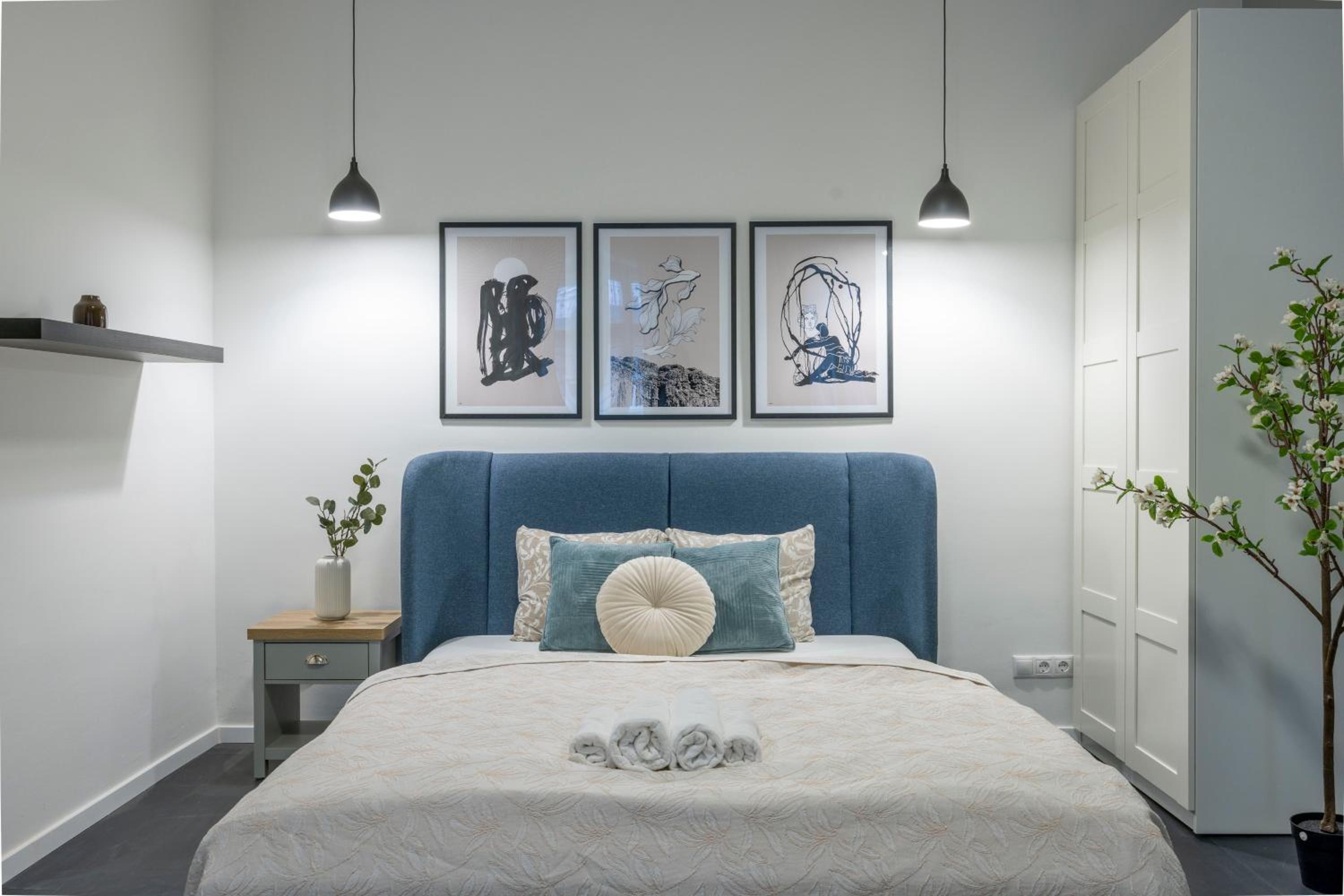 Cozy & Central Art Home by Prestige Homes view 2