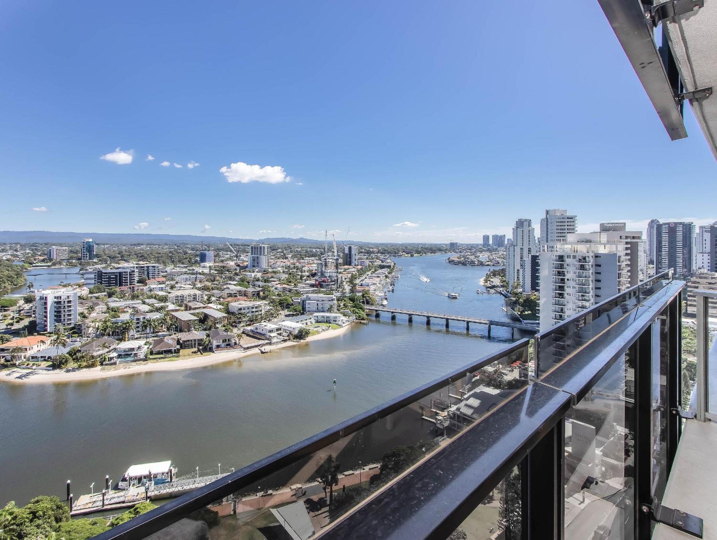Circle on Cavill - Hosted by Coastal Letting Co.