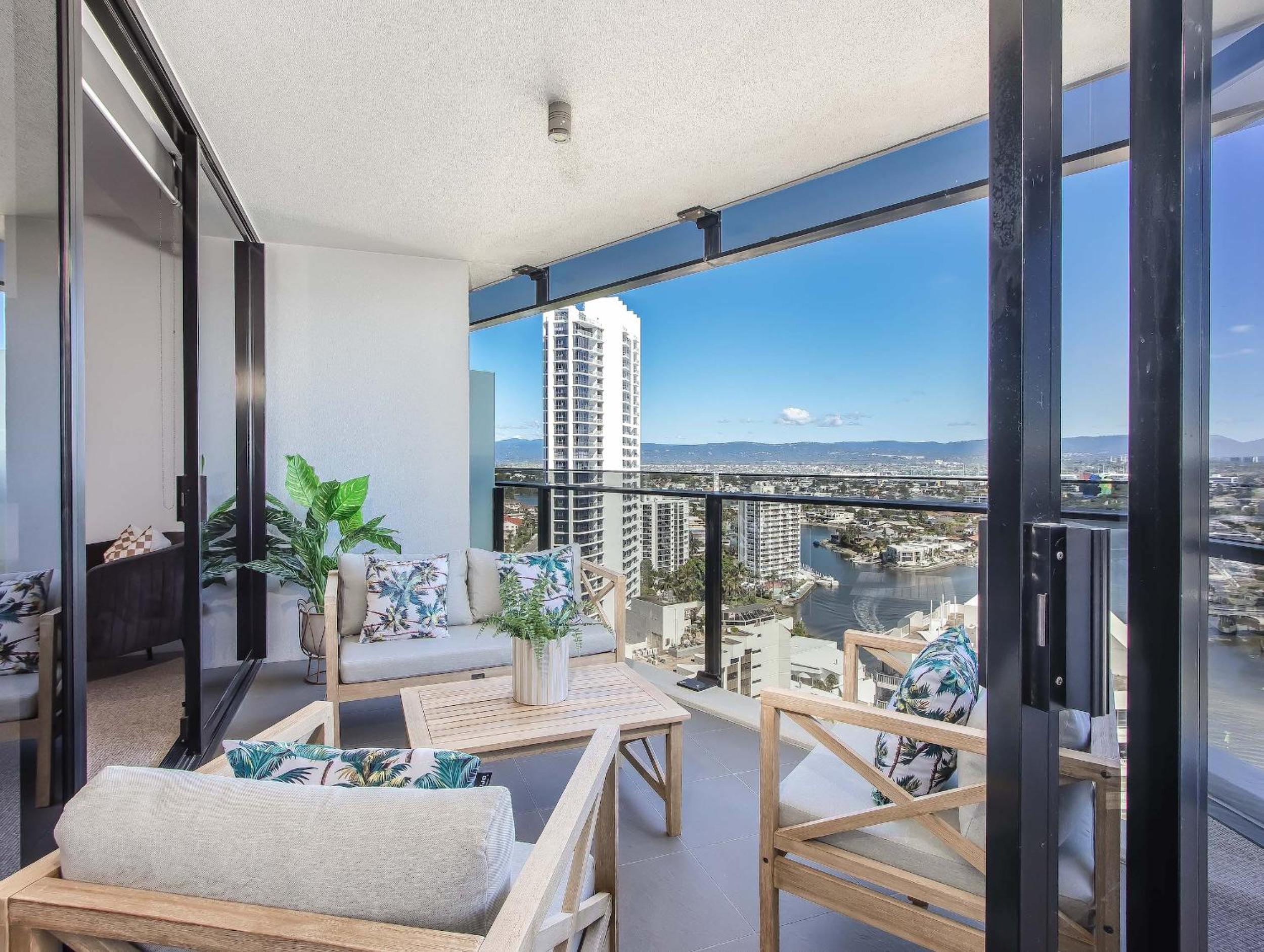 Circle on Cavill - Hosted by Coastal Letting Co.
