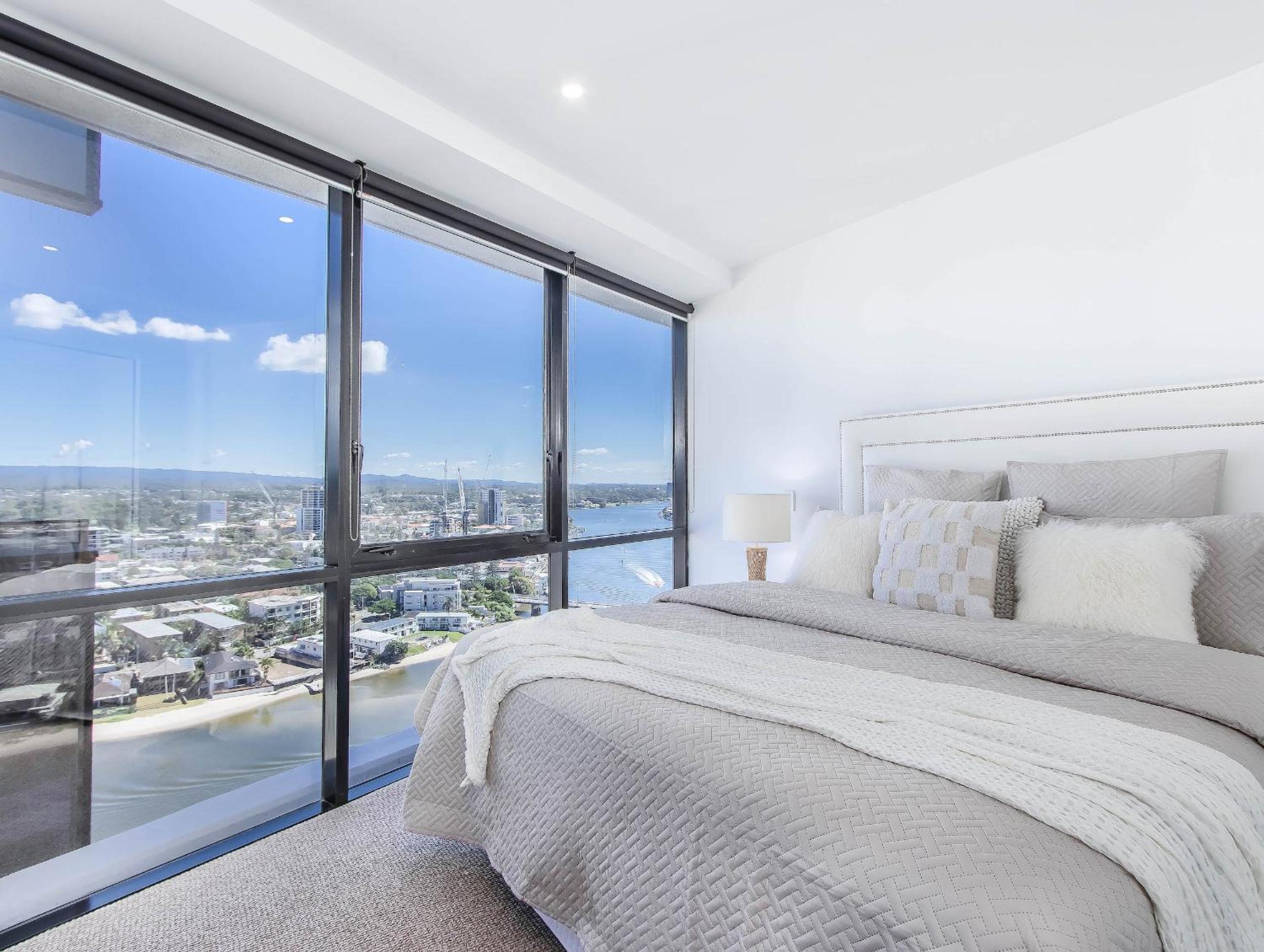 Circle on Cavill - Hosted by Coastal Letting Co.