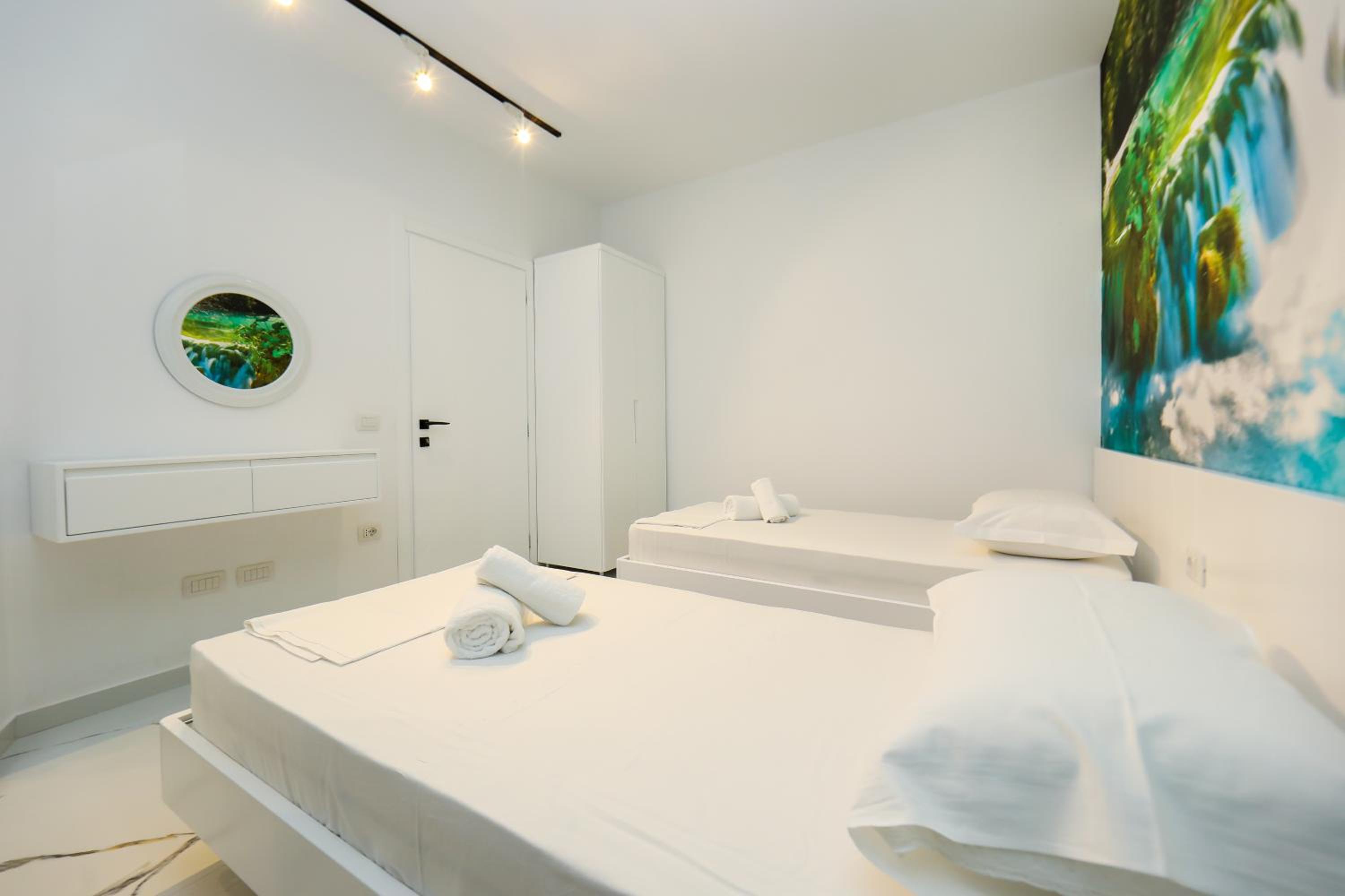 Tesi Apartment