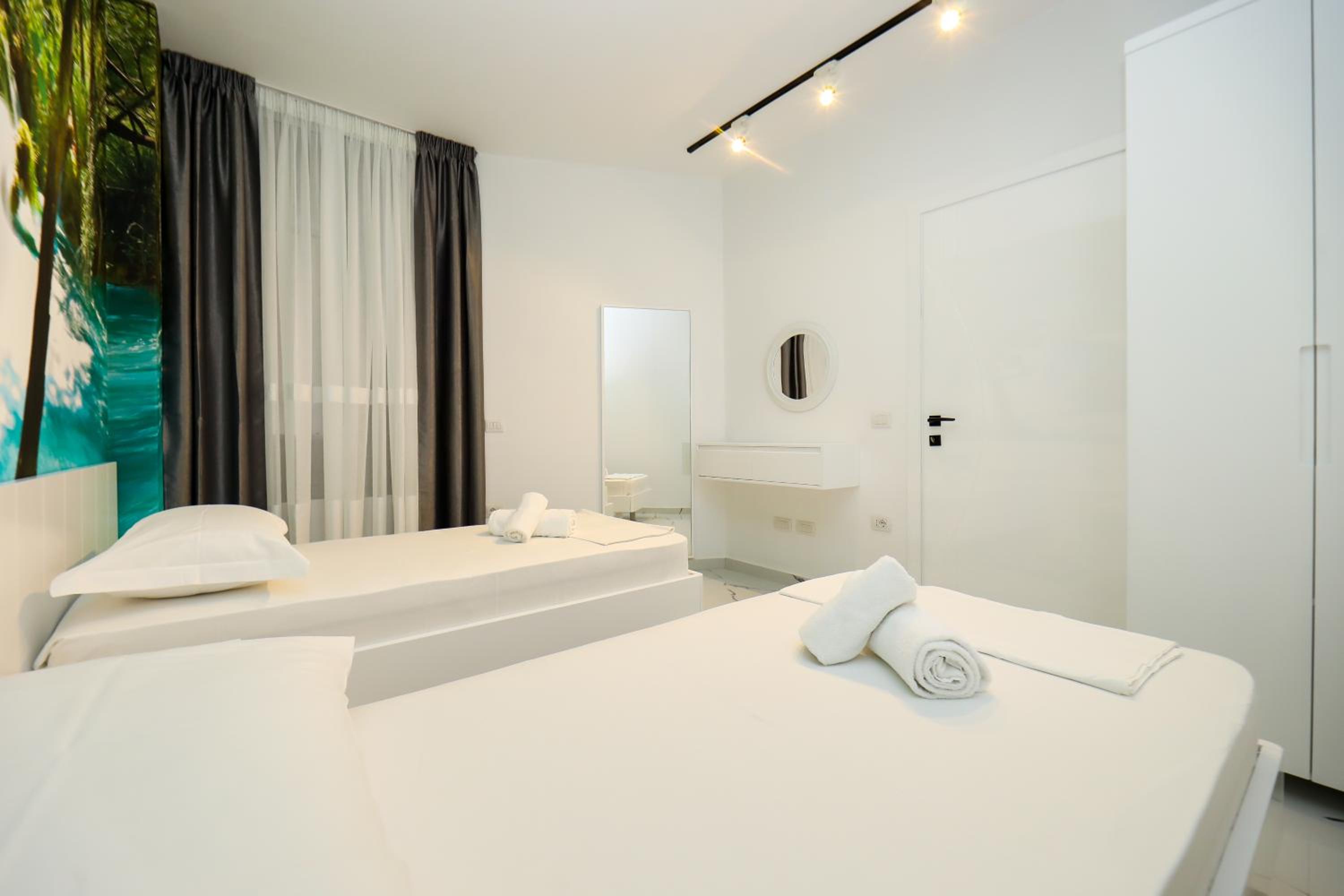 Tesi Apartment