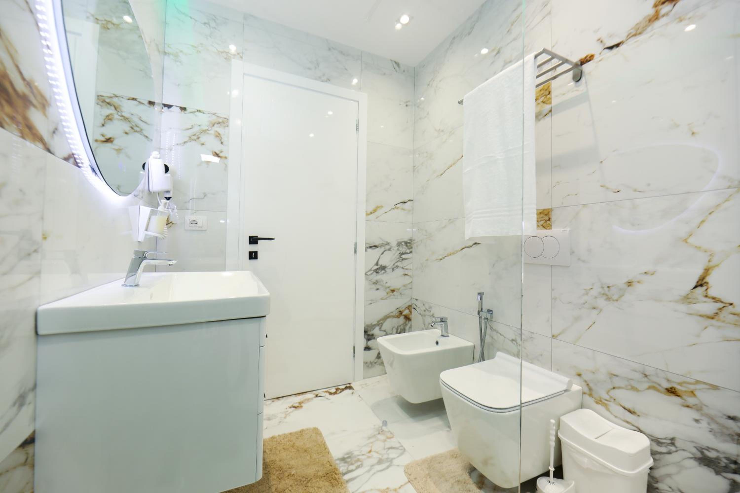 Tesi Apartment