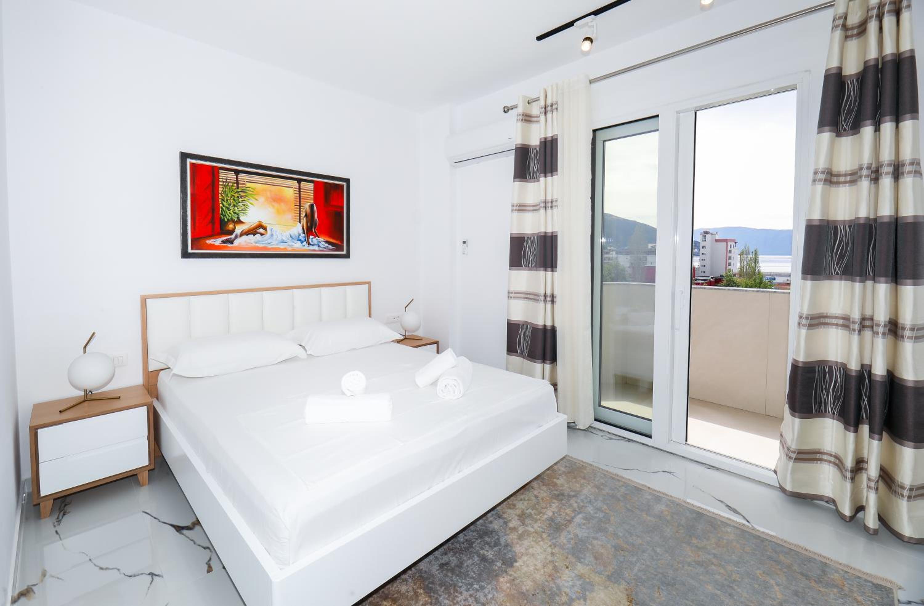 Tesi Apartment