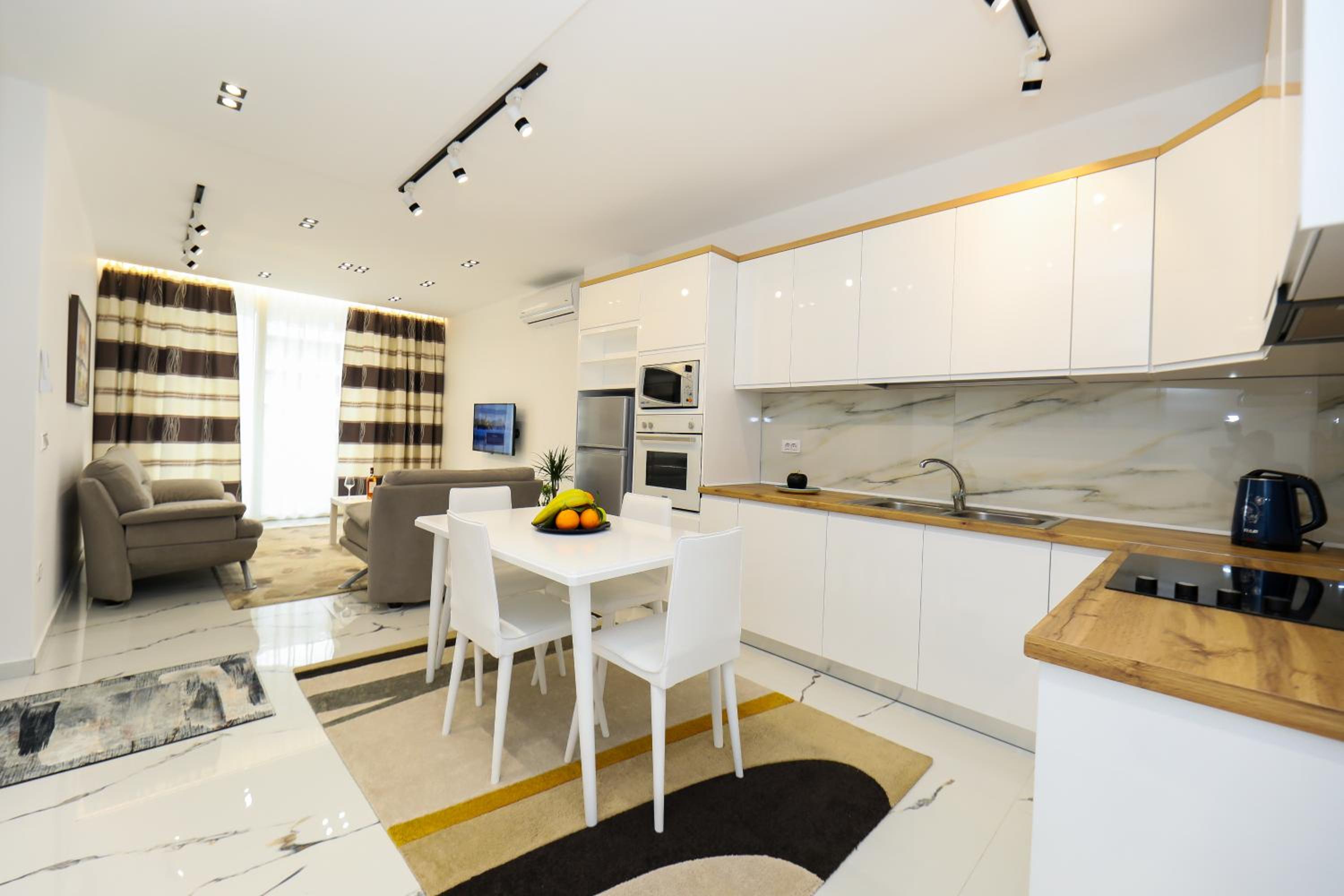 Tesi Apartment