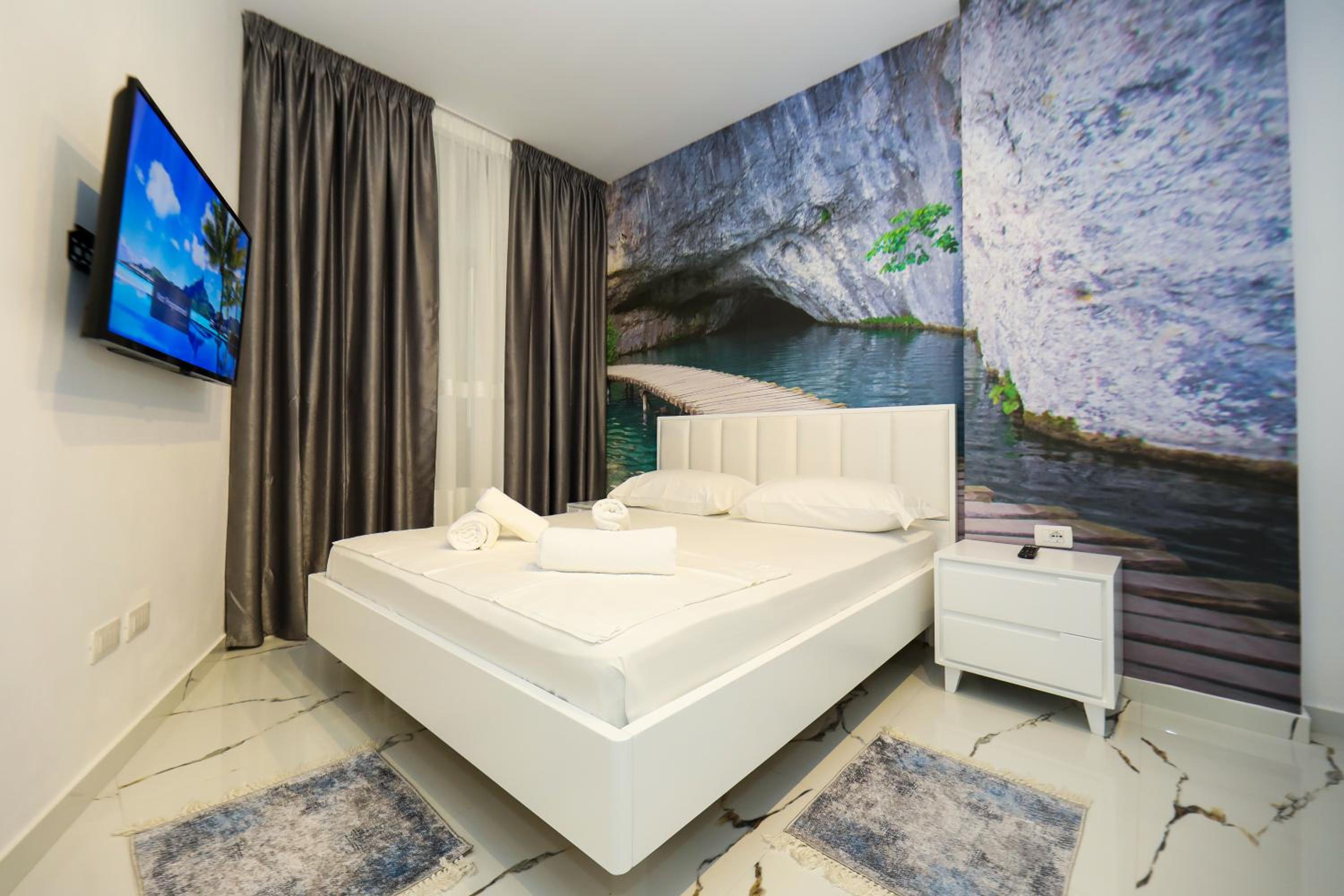 Tesi Apartment