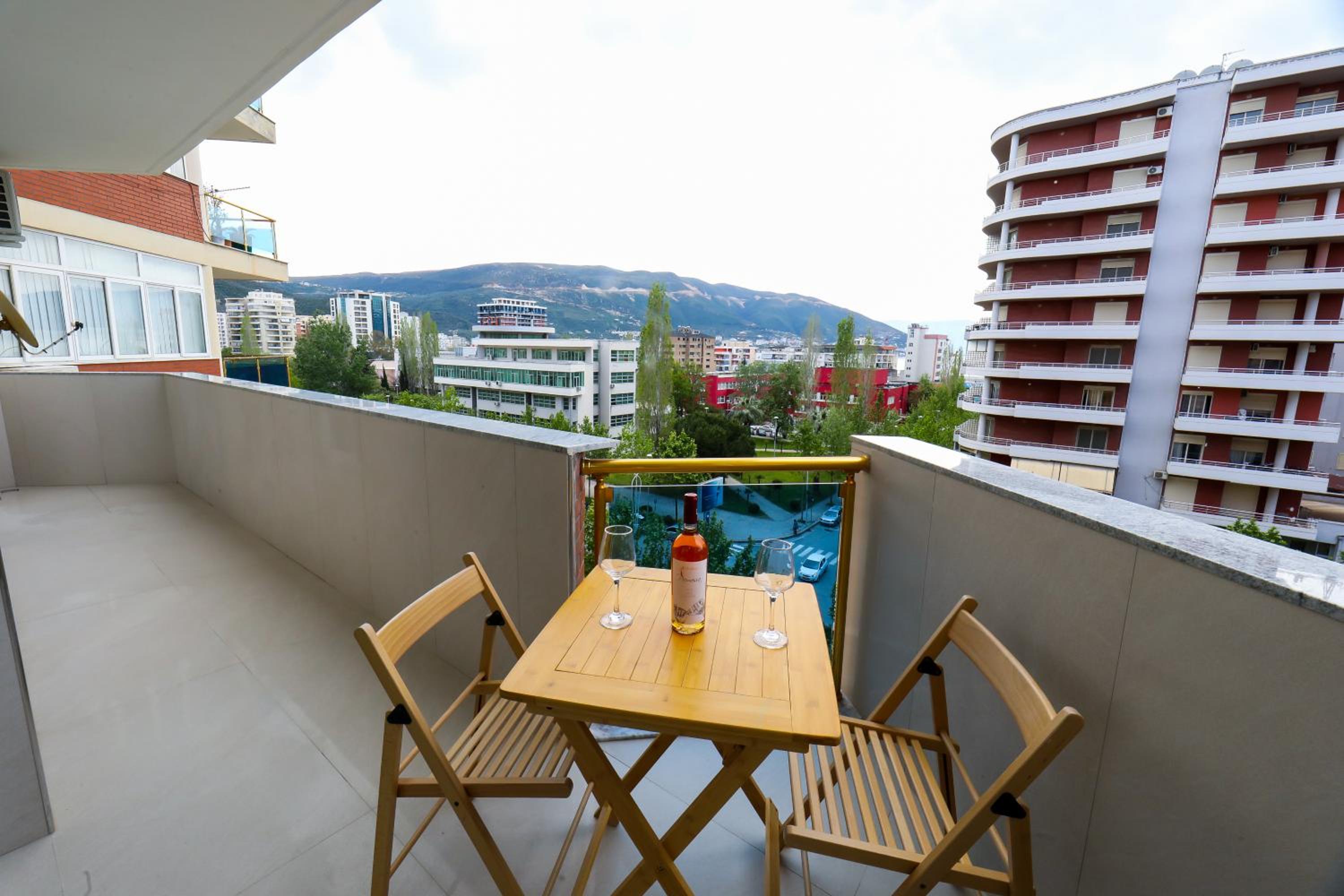 Tesi Apartment