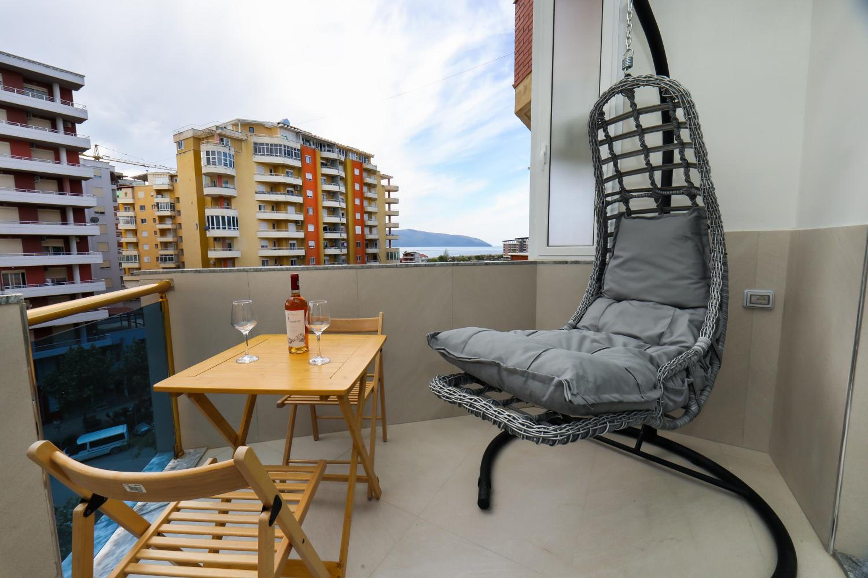 Tesi Apartment