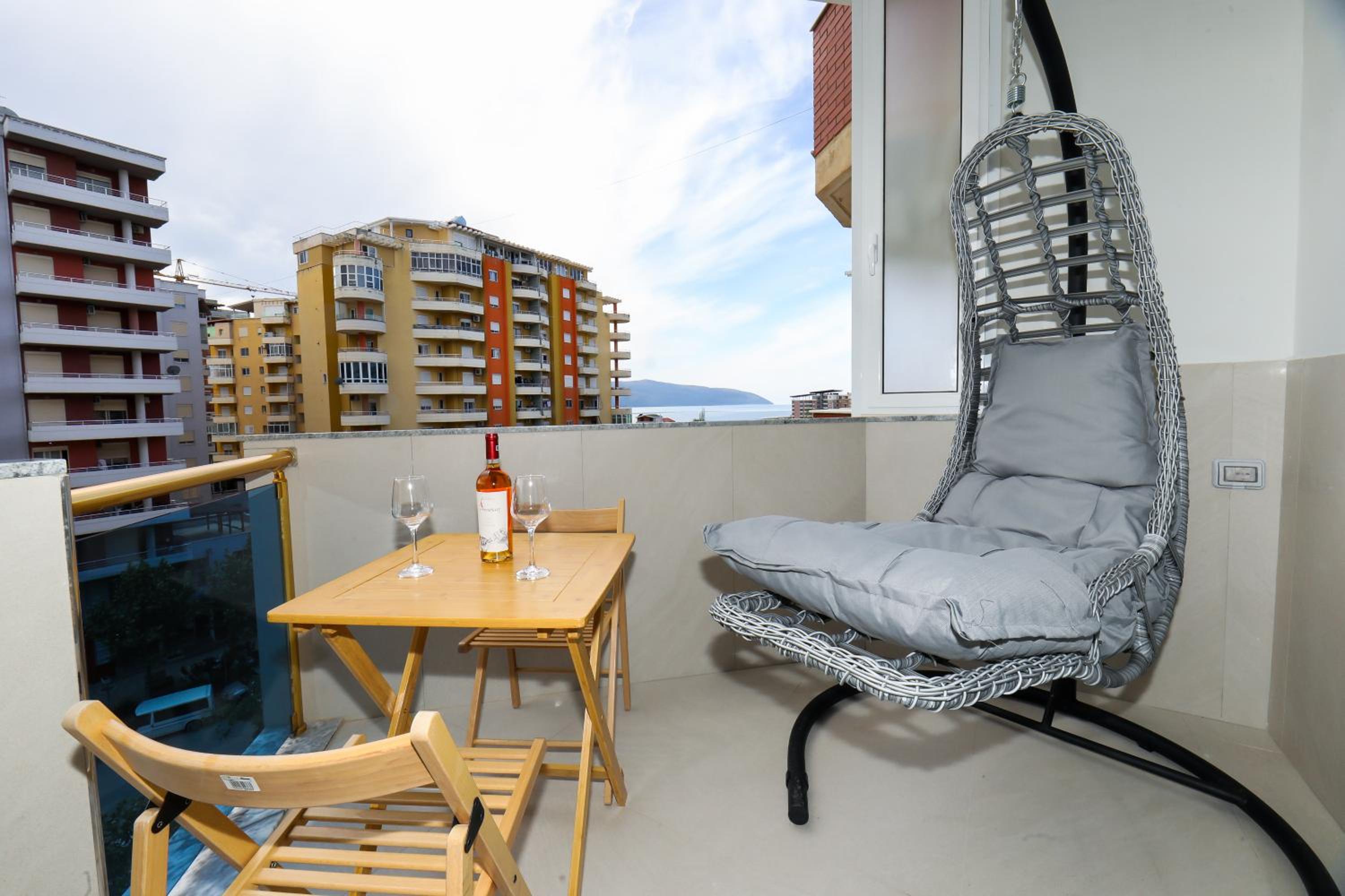 Tesi Apartment
