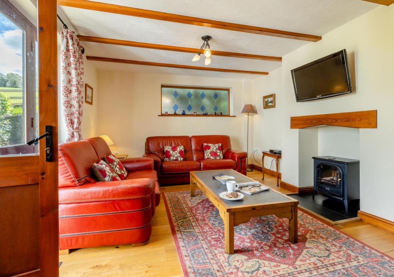 4 Bed in Caersws oc-waa321 view 2
