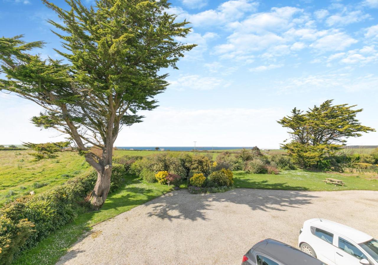 2 Bed in Padstow oc-p00486