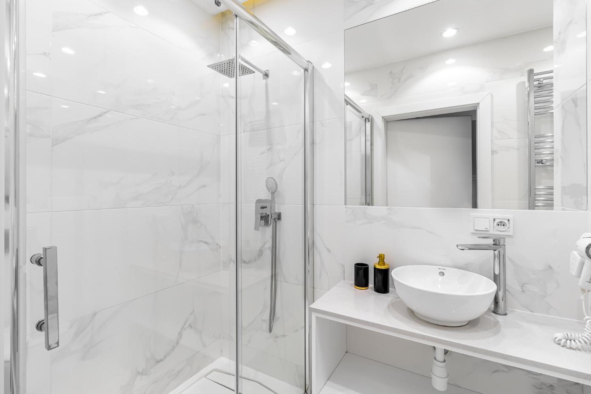Golden Luxe Residence - Mennica Residence - Business & City Center