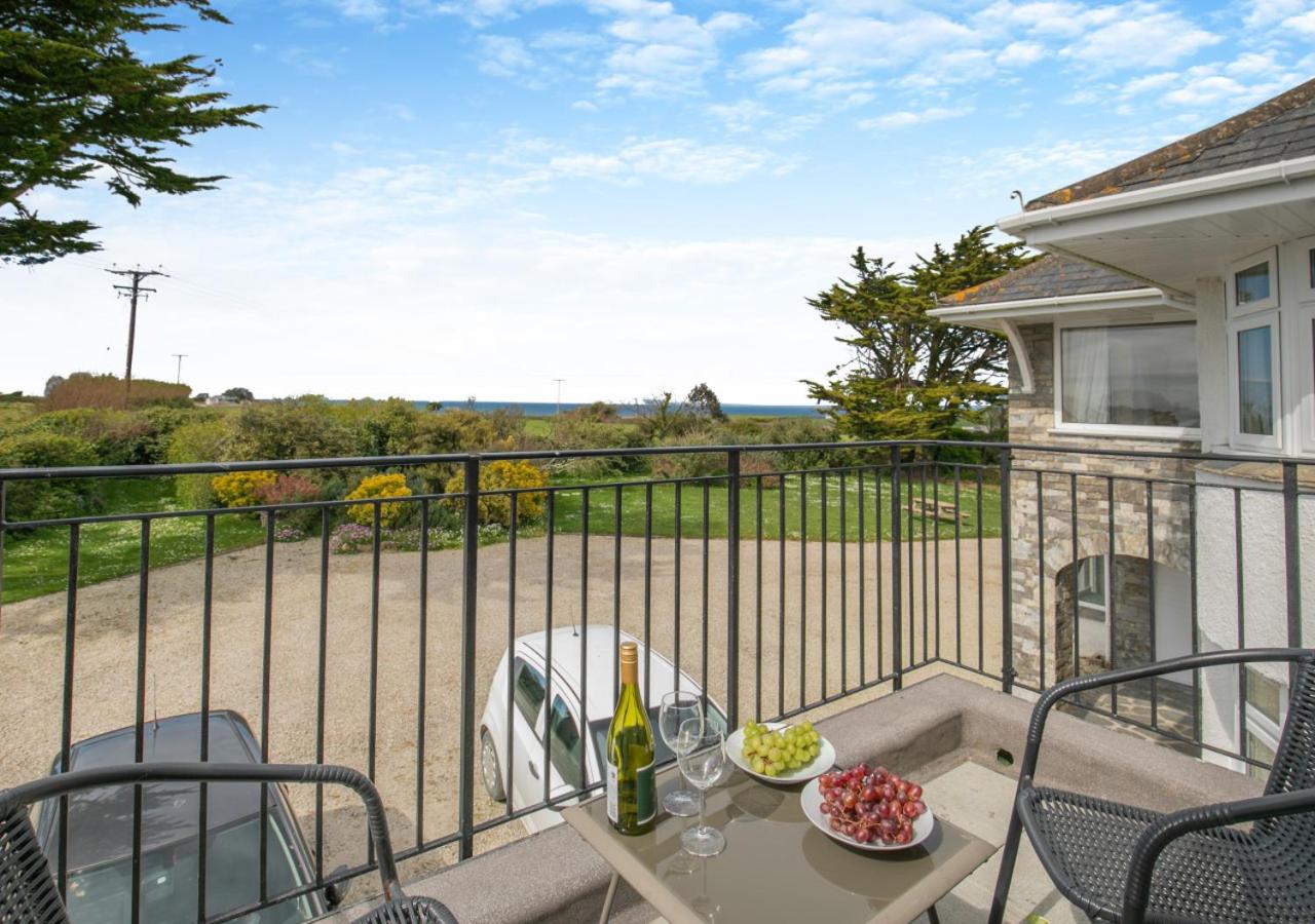 2 Bed in Padstow oc-p00487