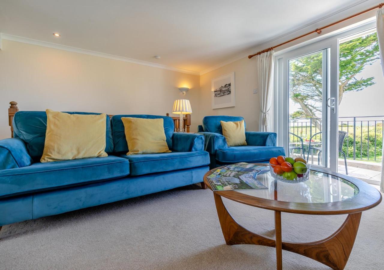 2 Bed in Padstow oc-p00487