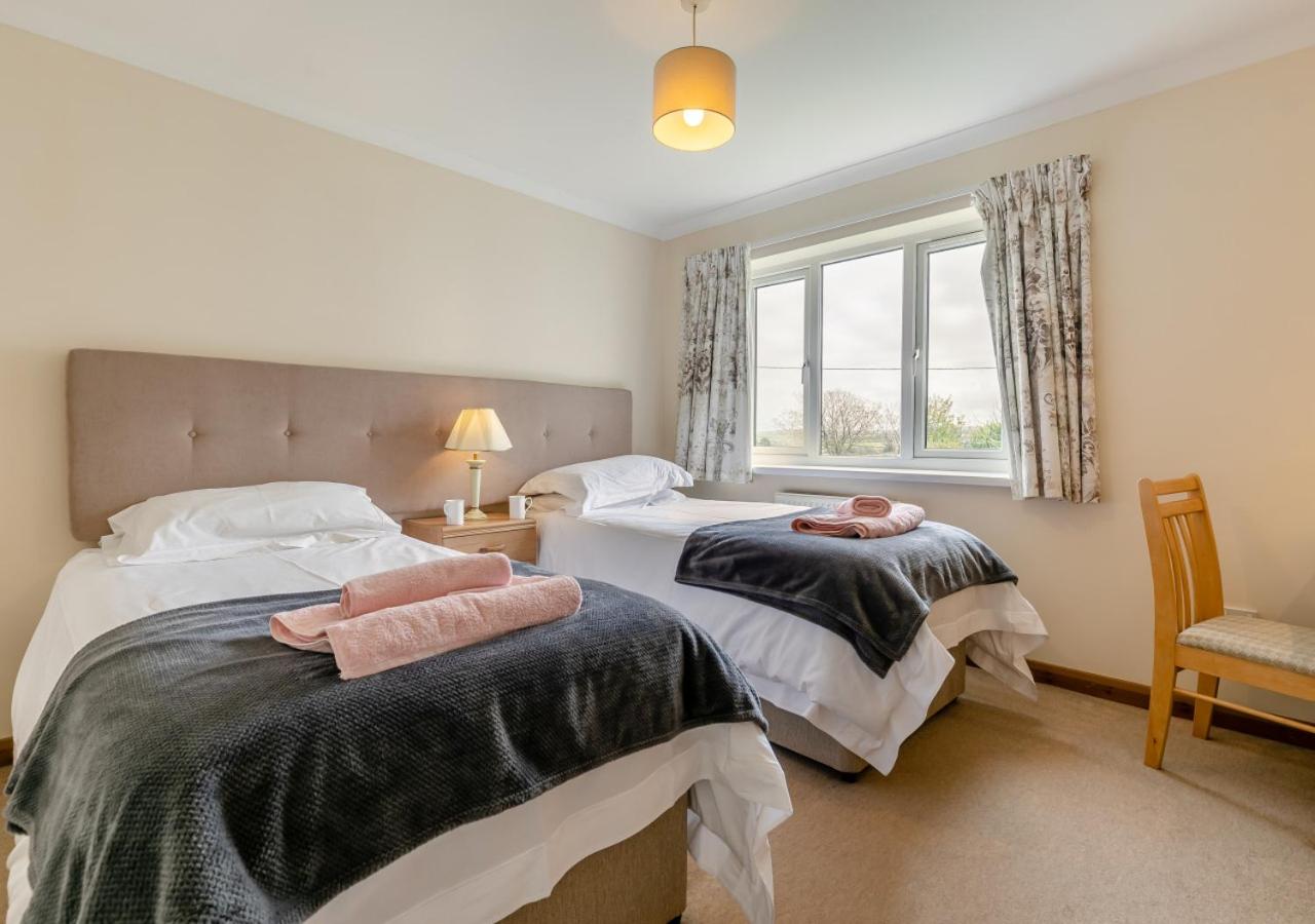 2 Bed in Padstow oc-p00487