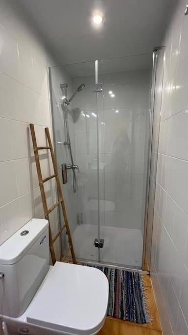 Piso planta baja salida piscina AV-03