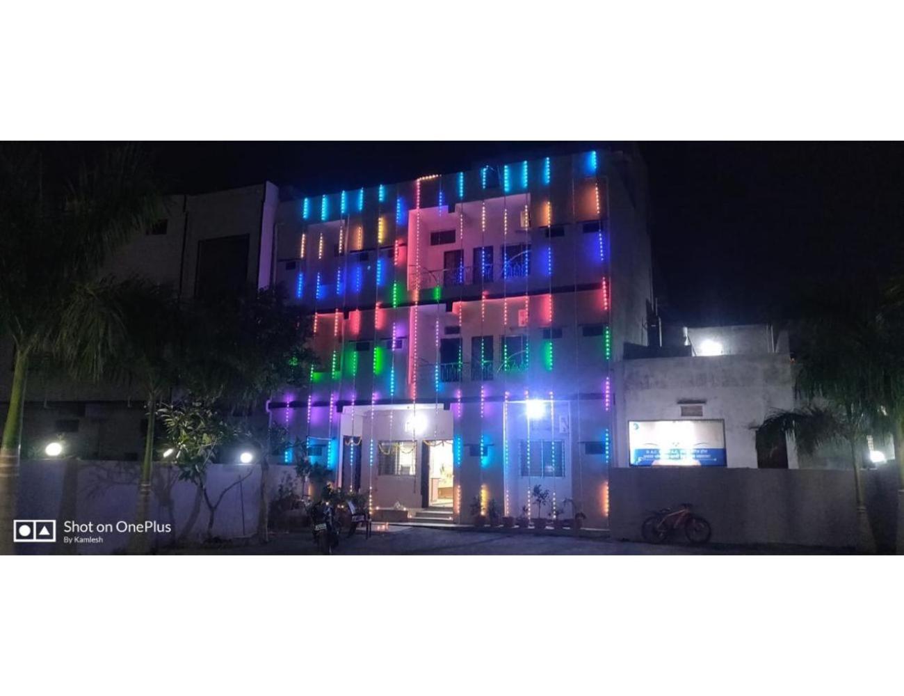 Hotel Heera Palace, Ratlam