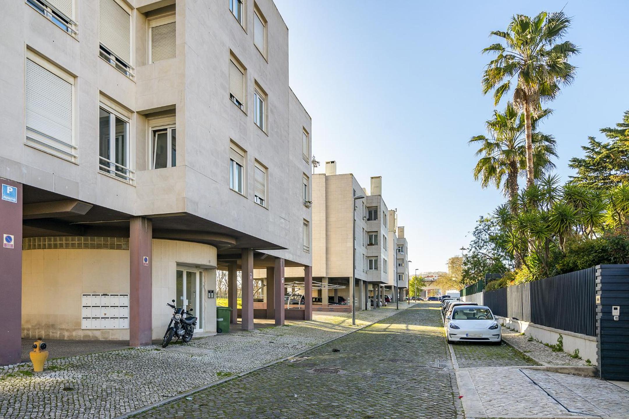 Lisbon Riverview Apartment by Premium Lisbon Stays