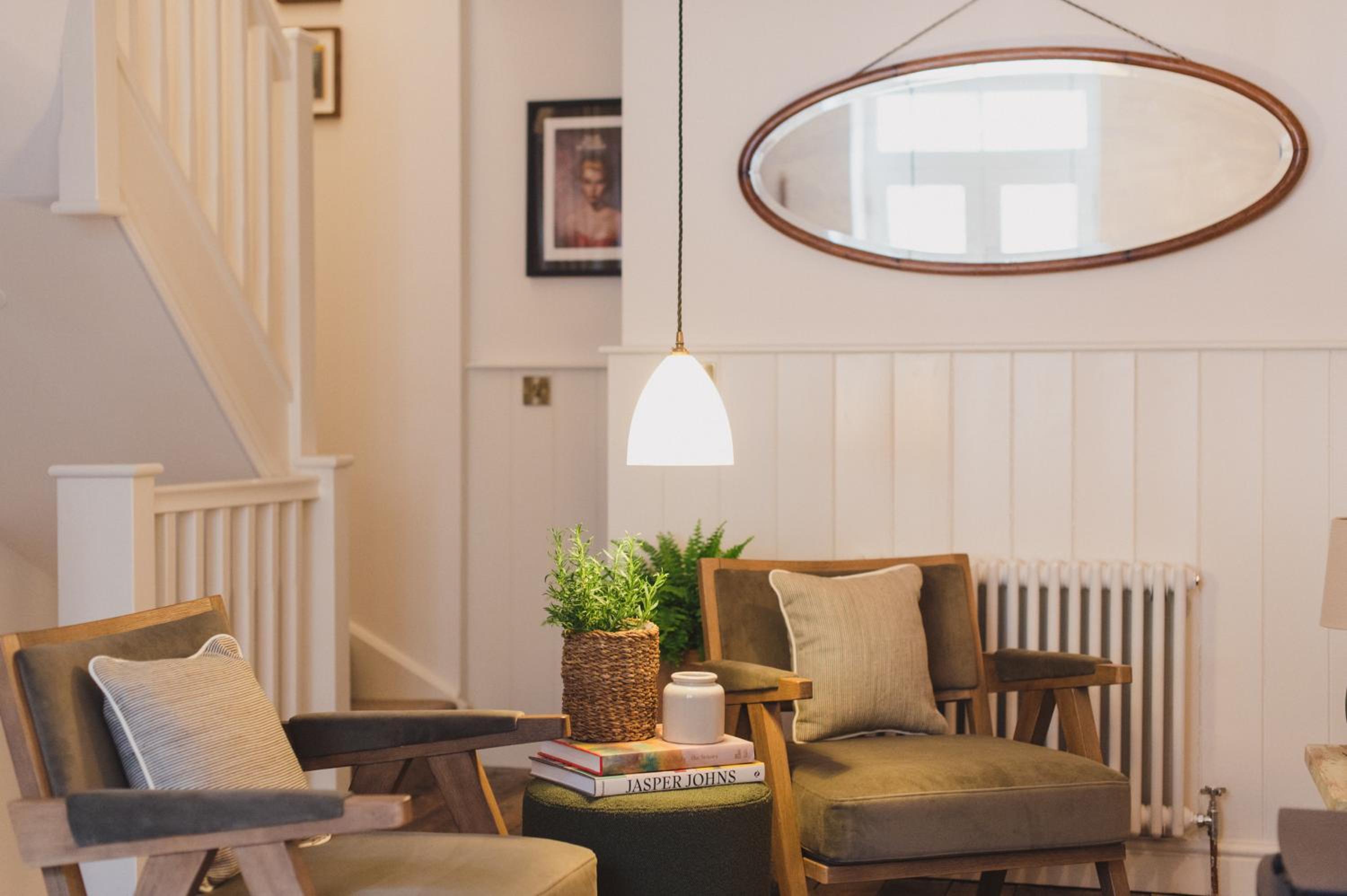 Buckingham Mews Pebble Cottage 3