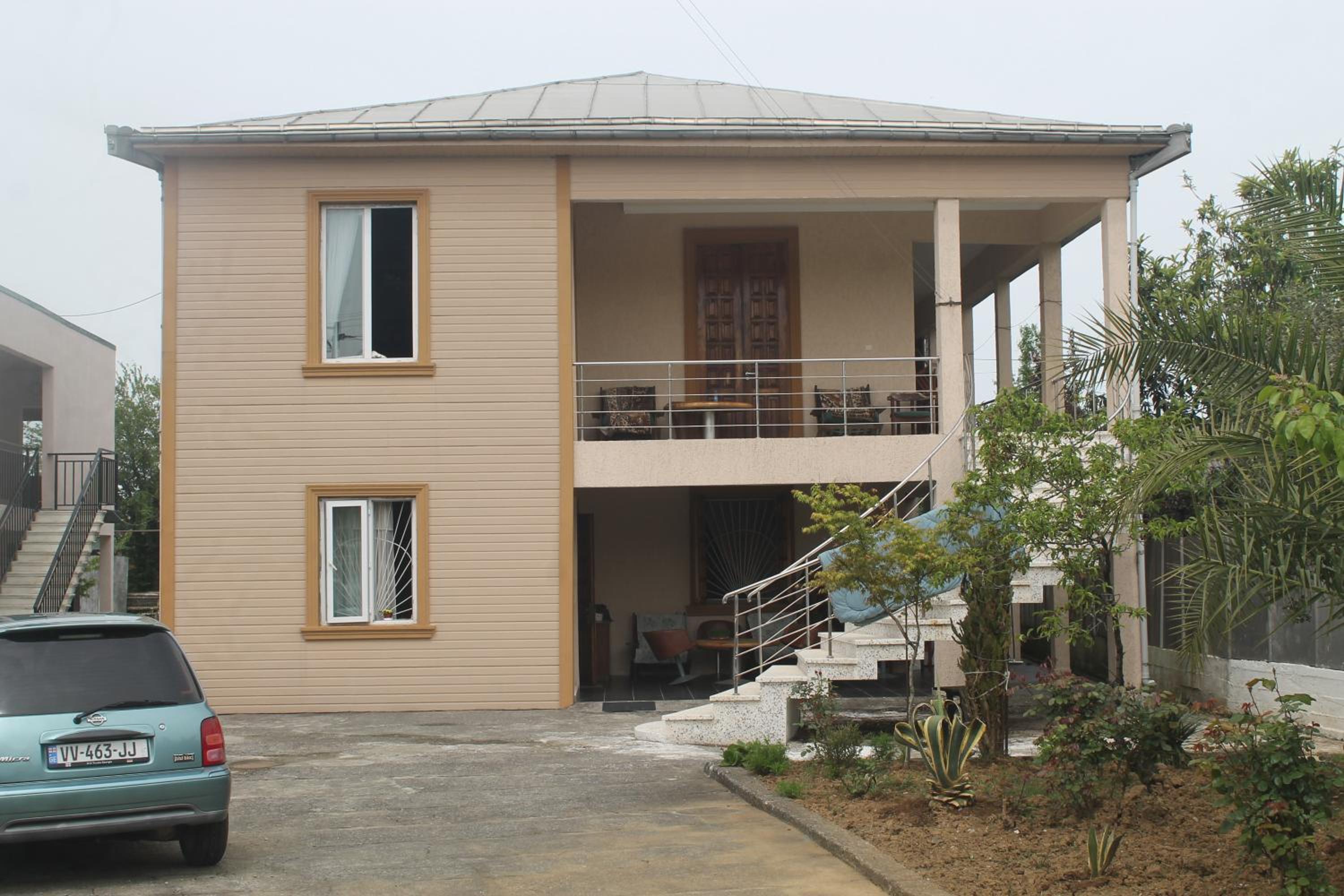 azahostel