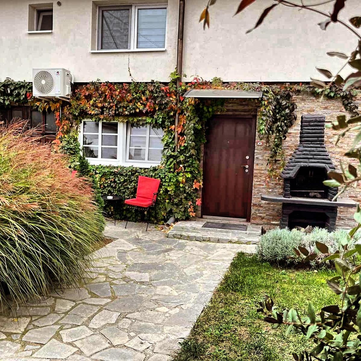 Romantic Mirka Apartment in Sremski Karlovci