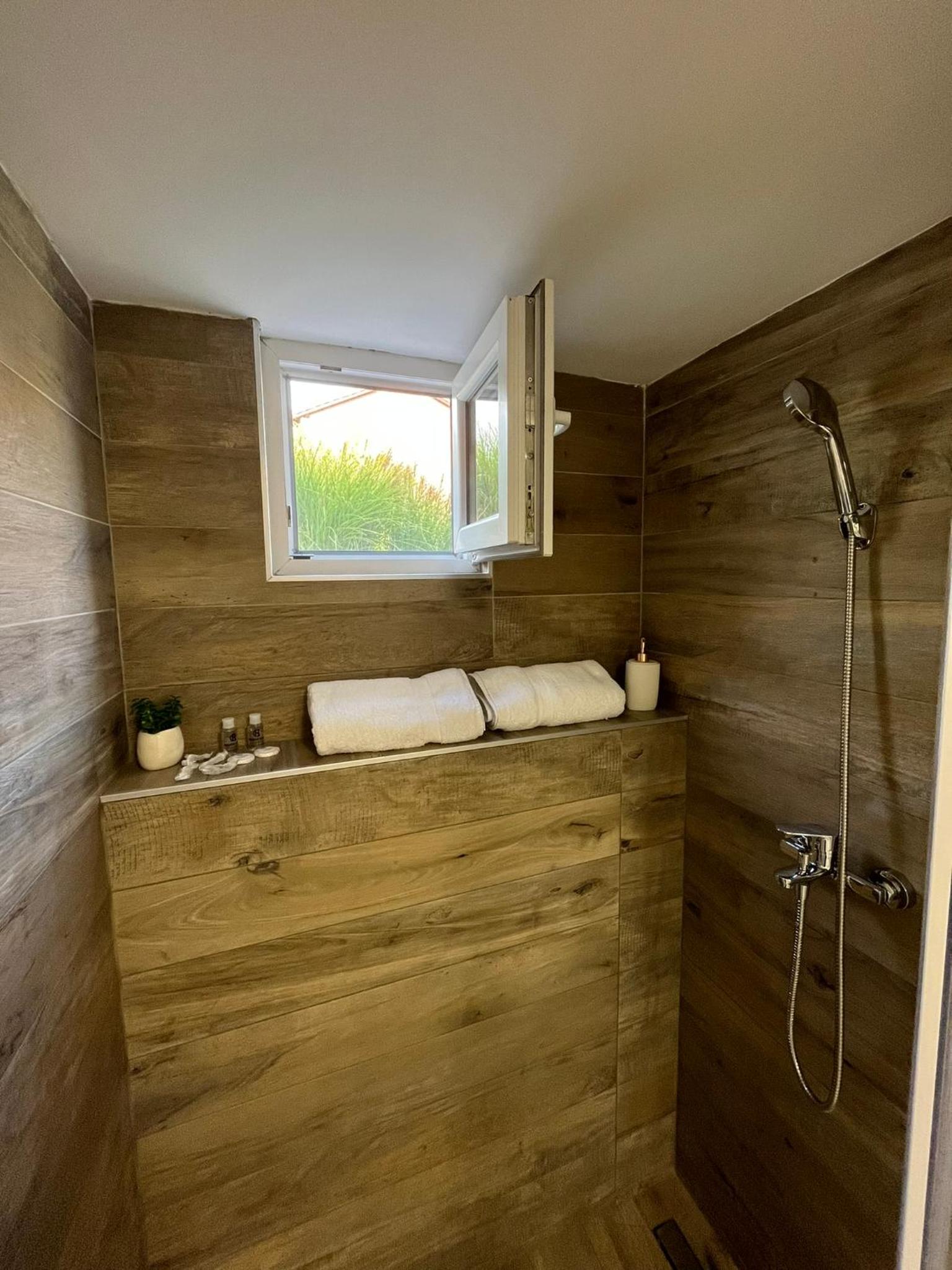 Romantic Mirka Apartment in Sremski Karlovci
