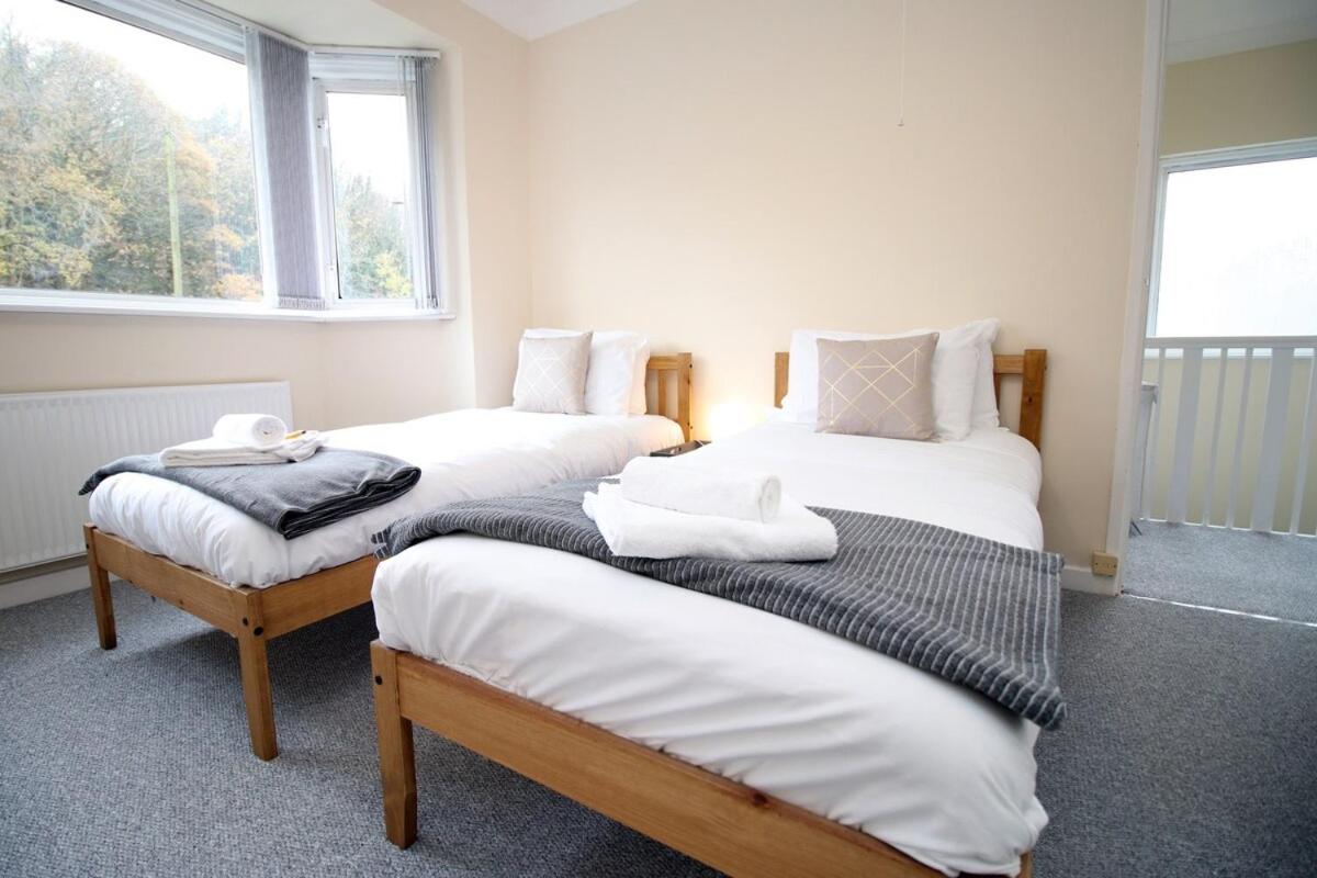 Parkview by Tŷ SA - spacious 3 bed in Newport view 5