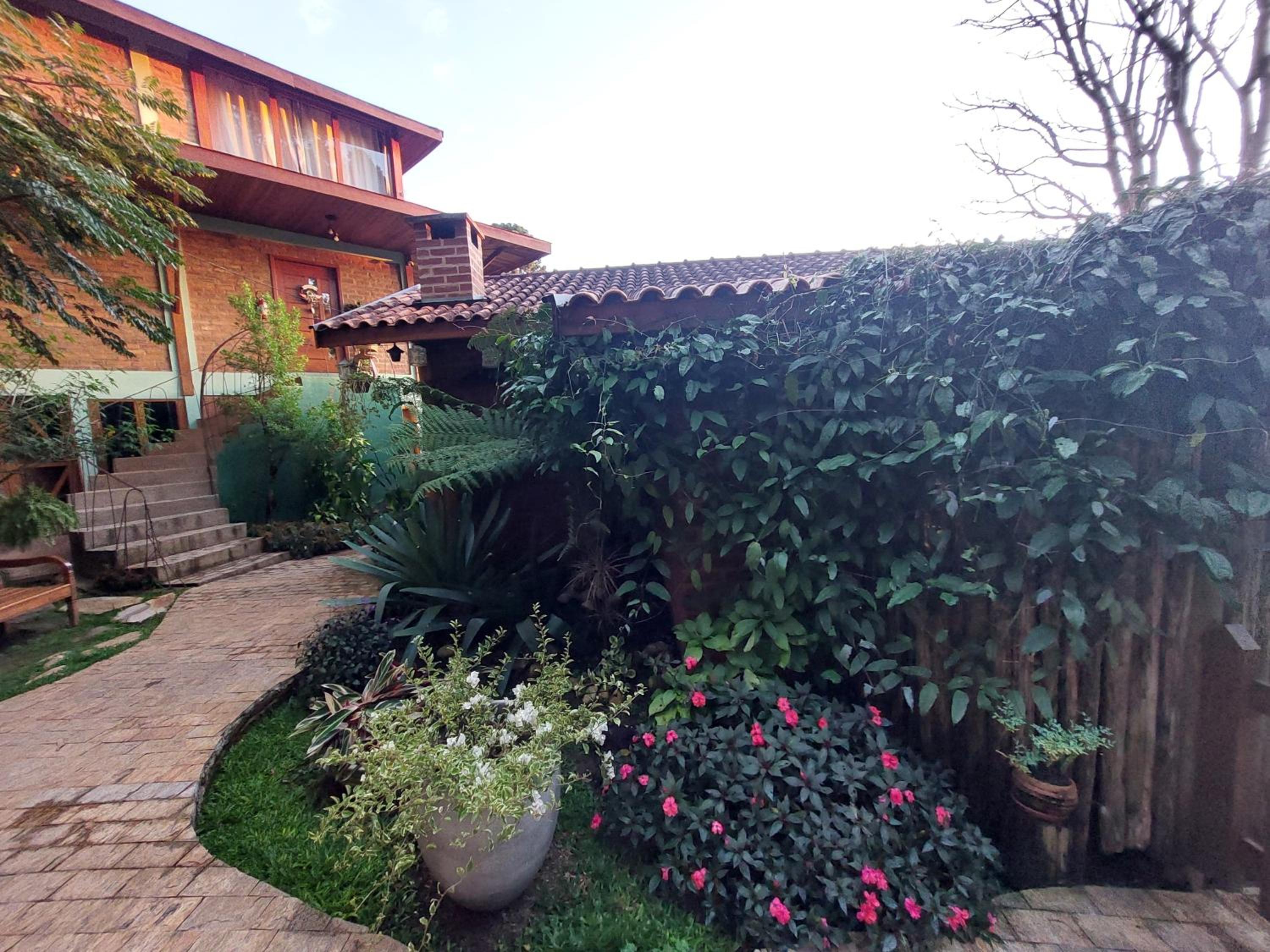 Hospedaria Aikó