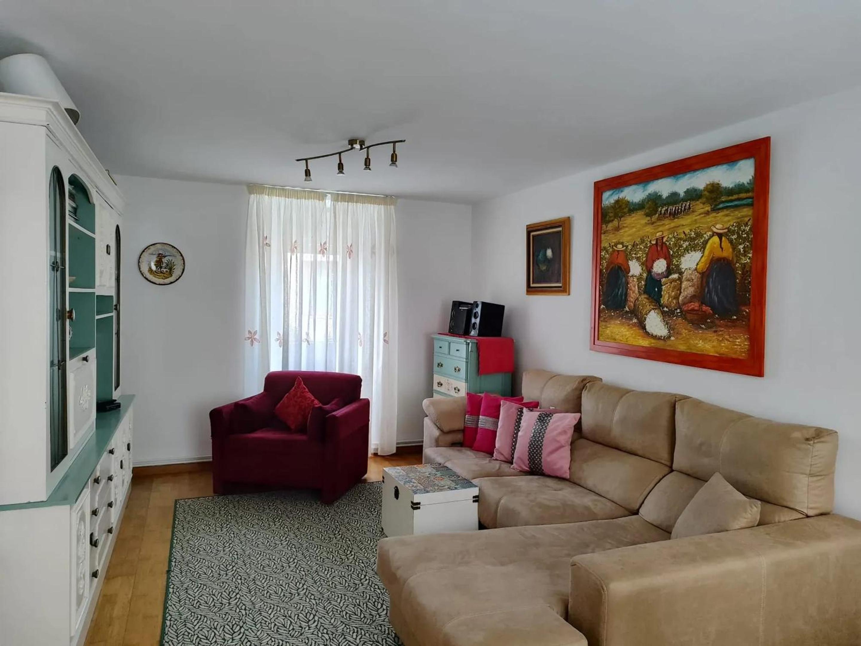 Charming house in Teo with balcony and parking included