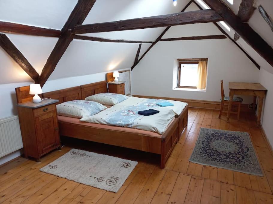Chalupa v obci Radenín