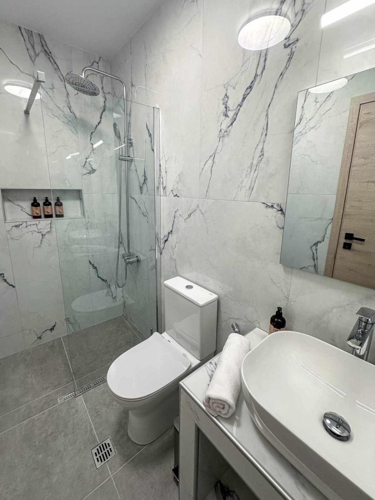 1900 Apartments Ioannina view 5