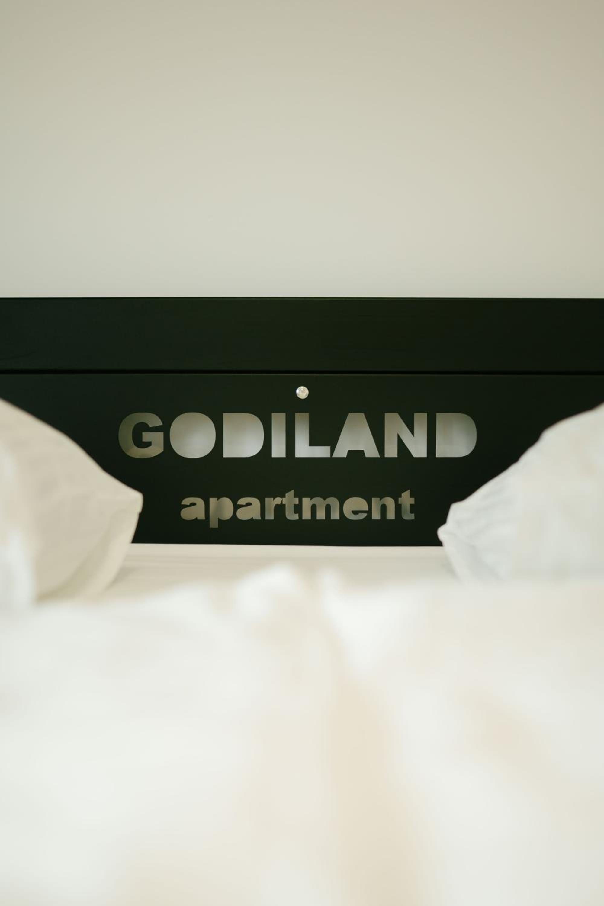 Godiland Apartment