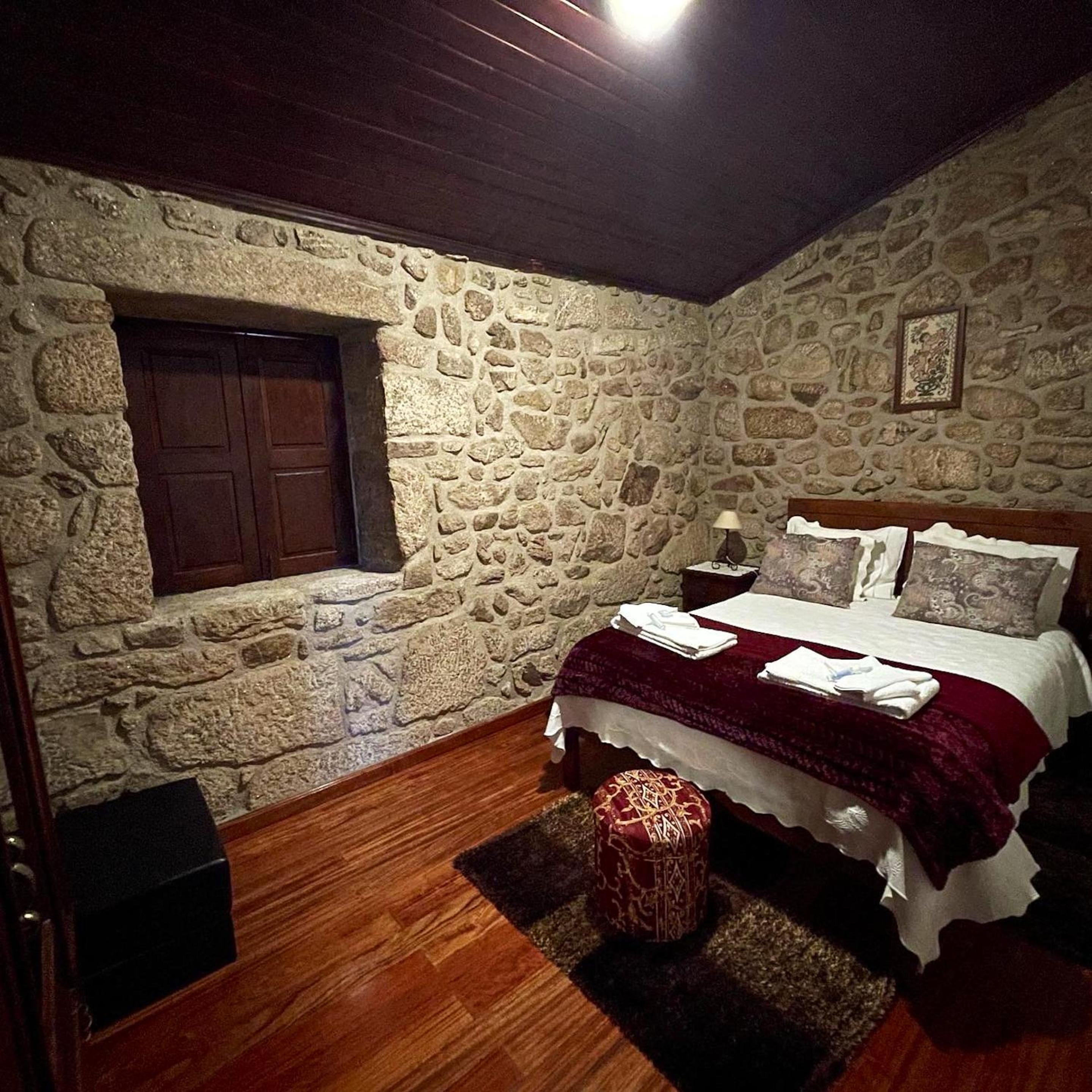 Charming villa in Sortelha with mountain view view 2