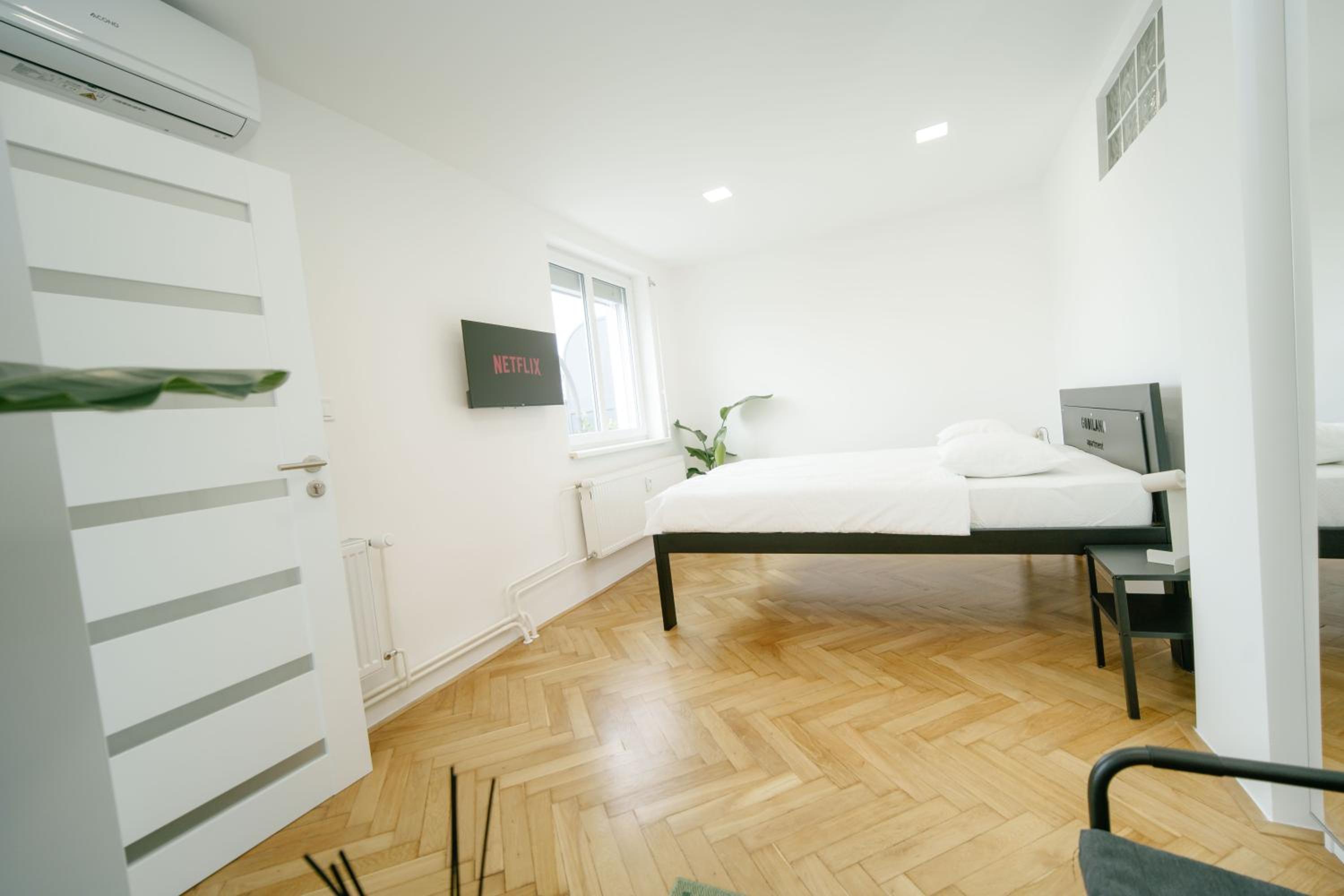 Godiland Apartment