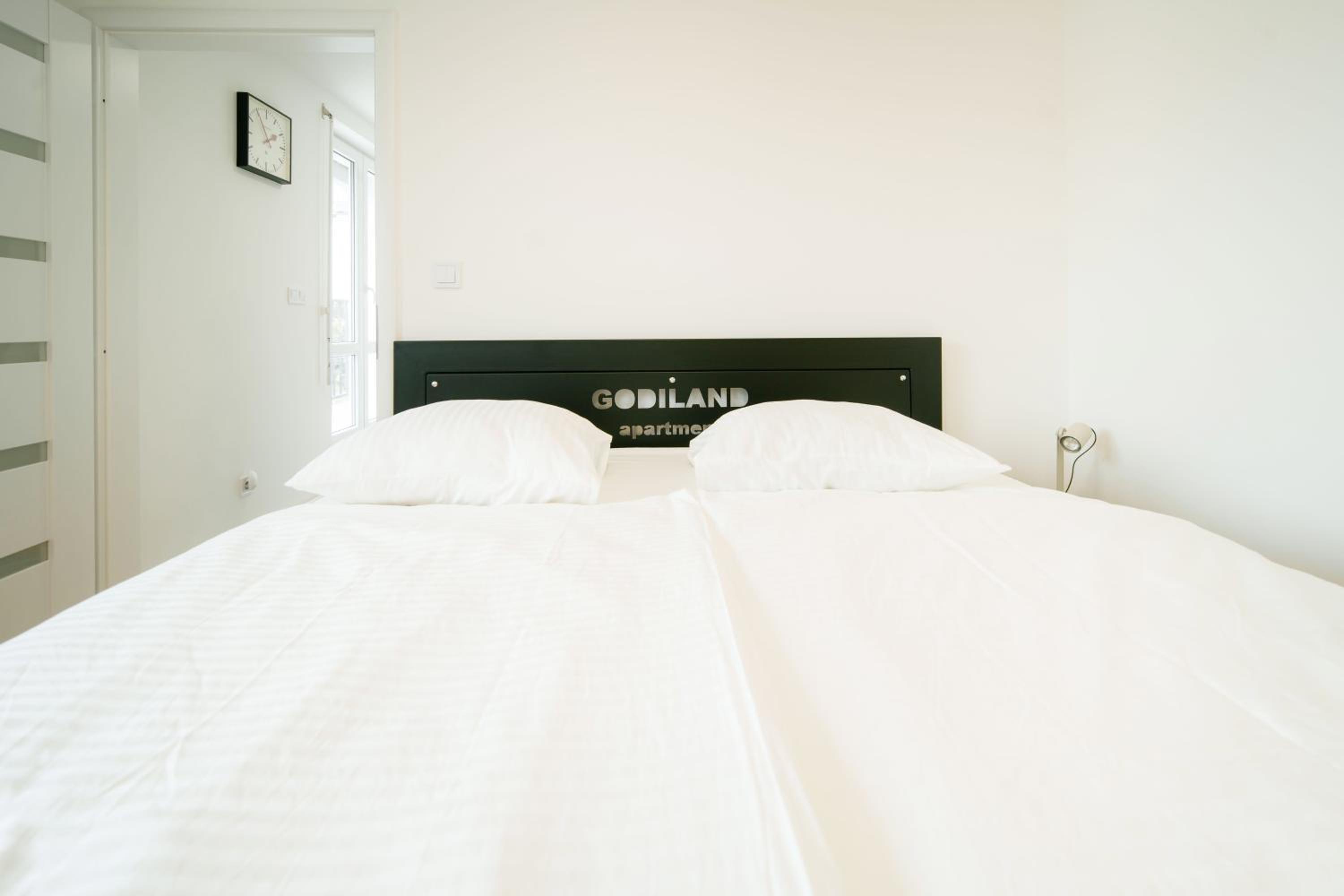Godiland Apartment