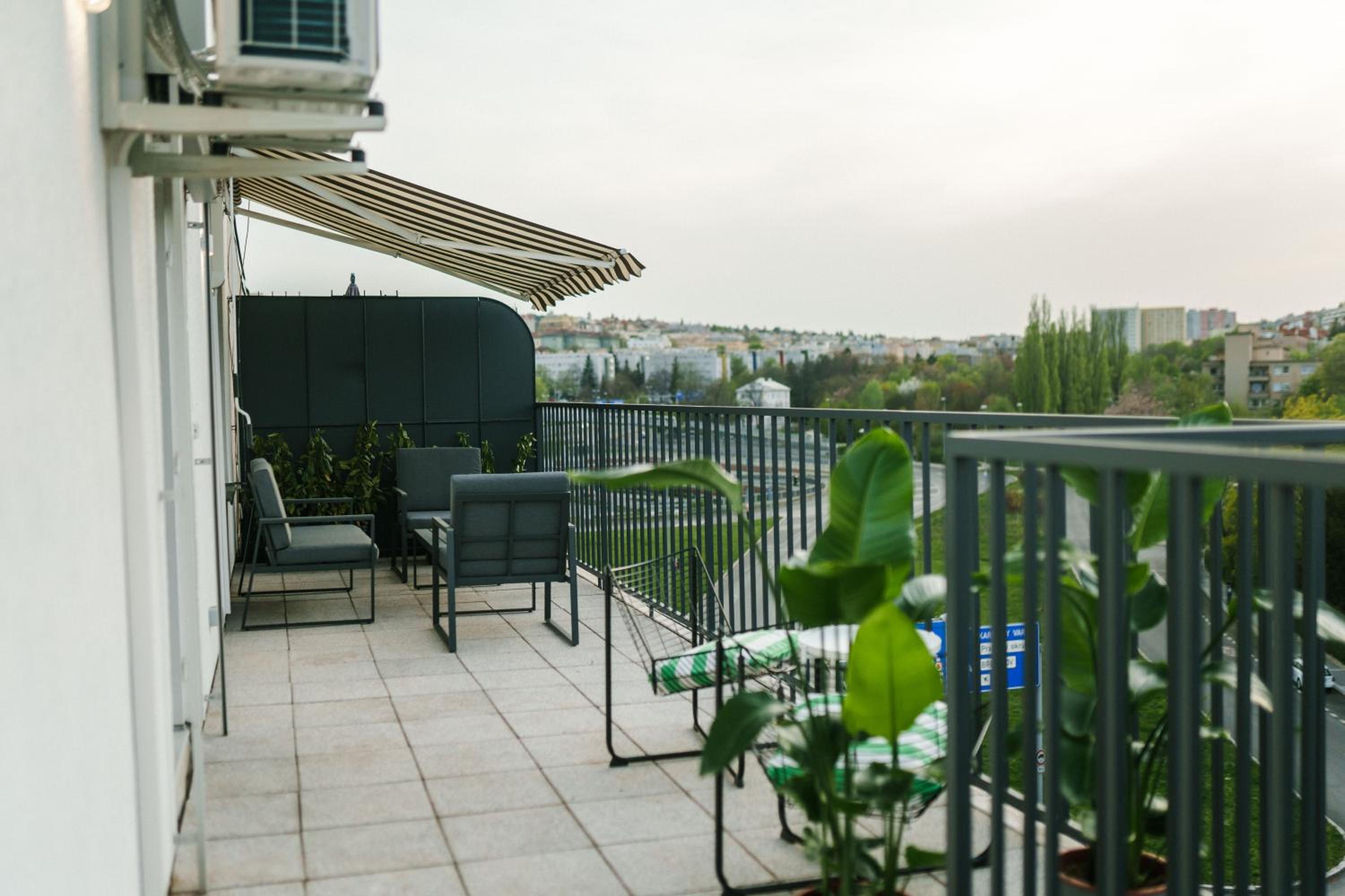 Godiland Apartment