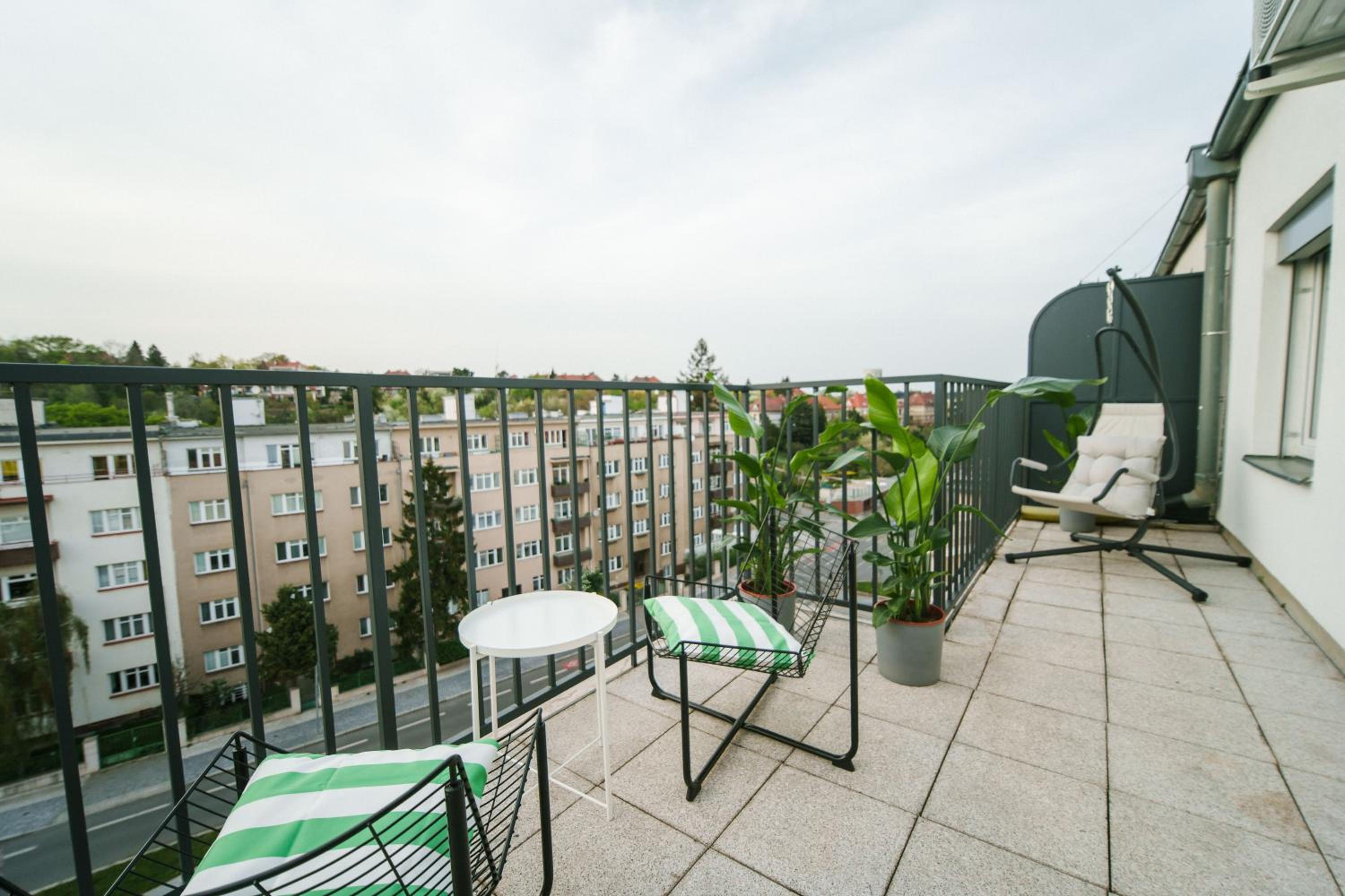 Godiland Apartment