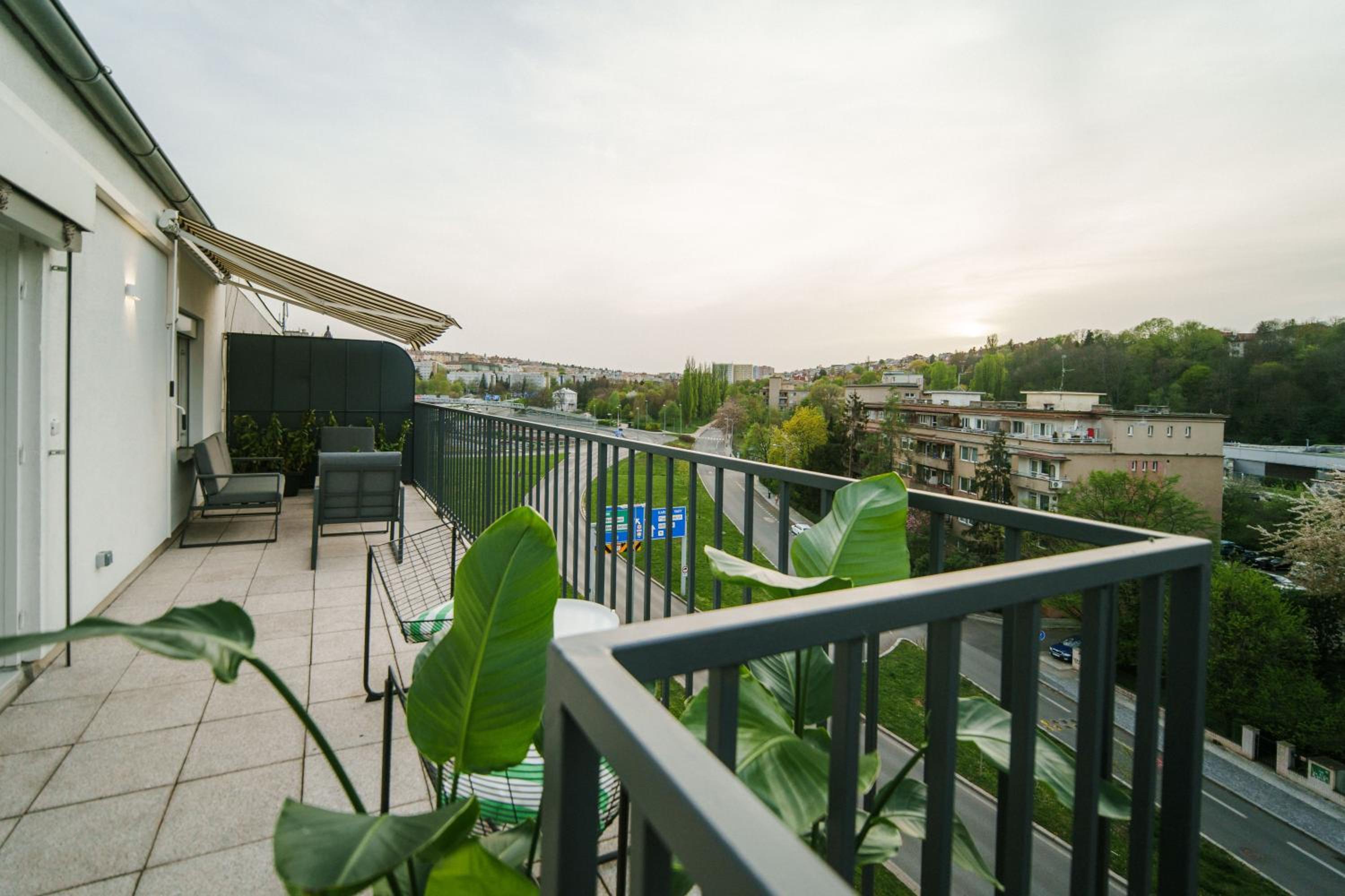 Godiland Apartment