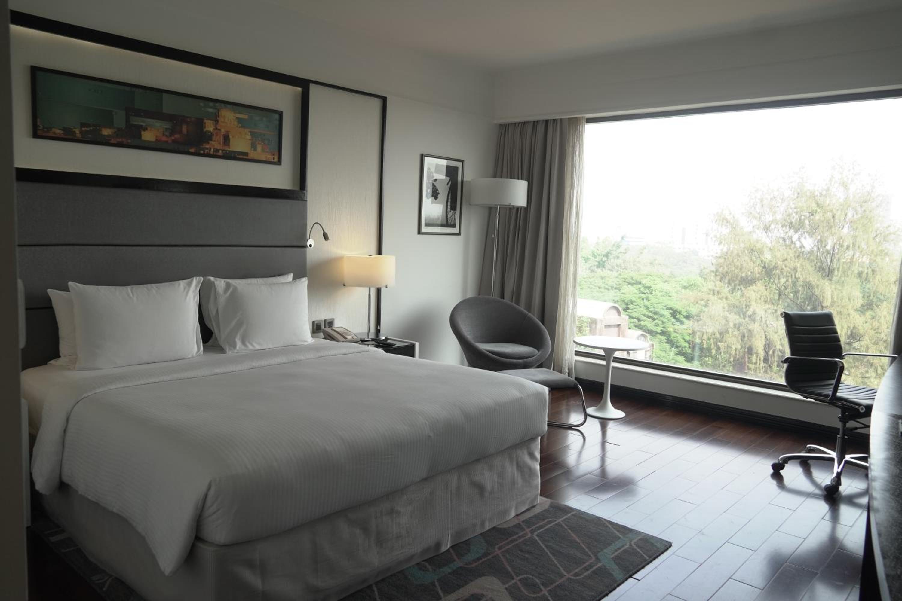 Crowne Plaza Pune City Centre by IHG