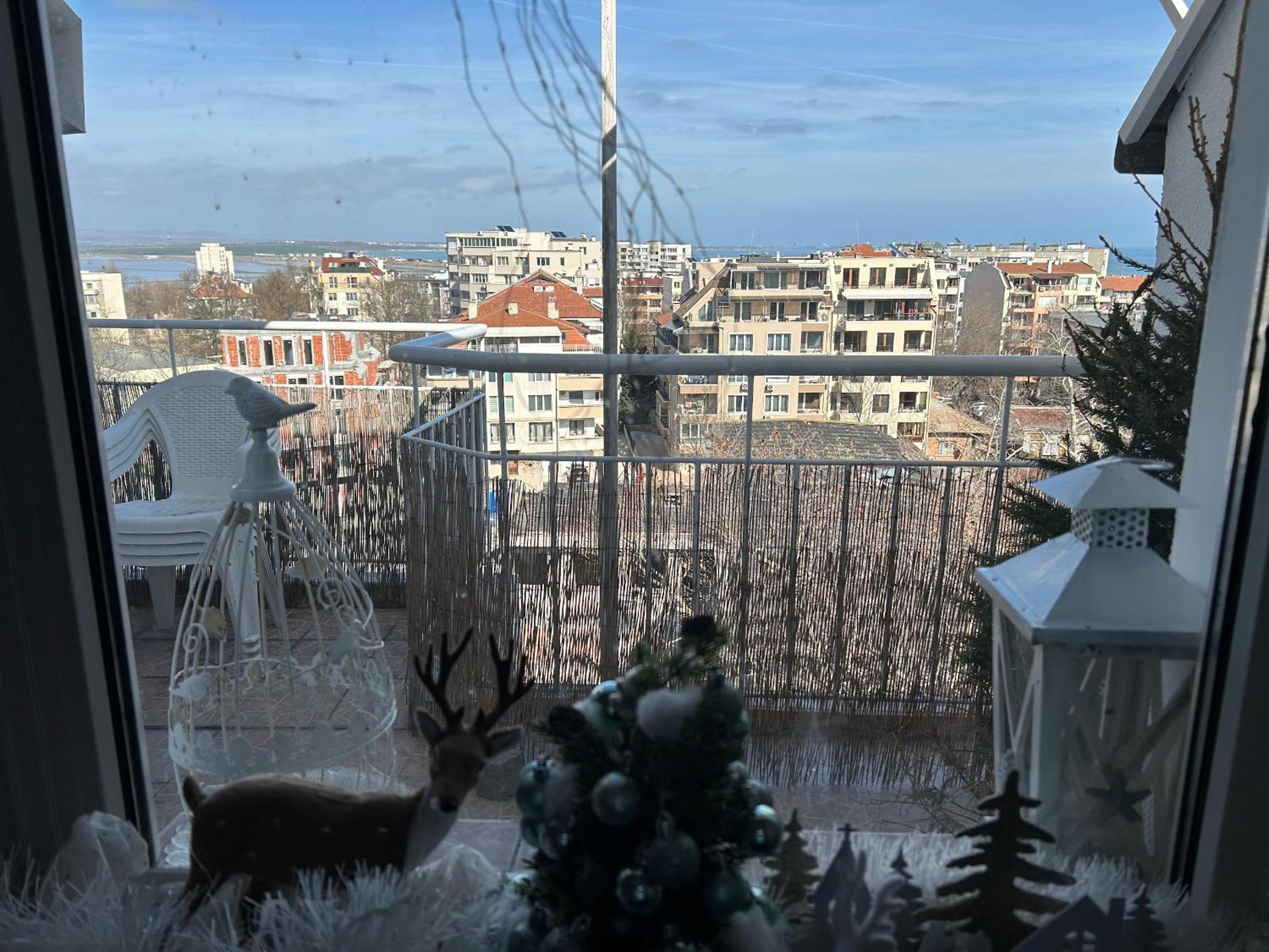 City Leisure in a Flower Sea Apartment, Burgas Lazur